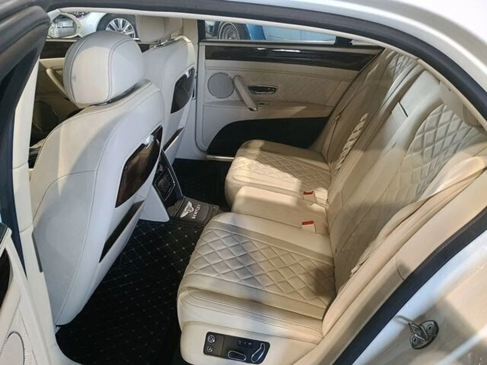 mph032_2990084661_6c287908fa_640_d14e76f4d6