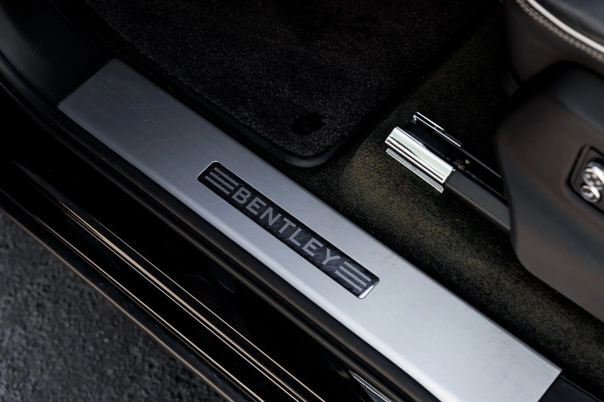 mph032_2995210284_d75d450b76714051477f97f1038beecdx_c5d42aa09e