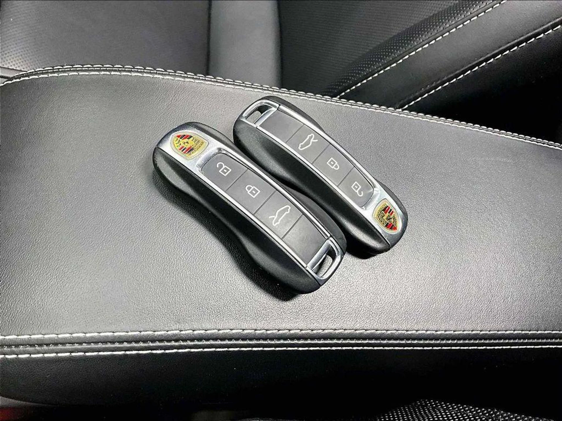 mph032_2995700292_98l11bt9m4_LD_6b_A0_Ngv_Rr_Behb7_I_bd6e800b34