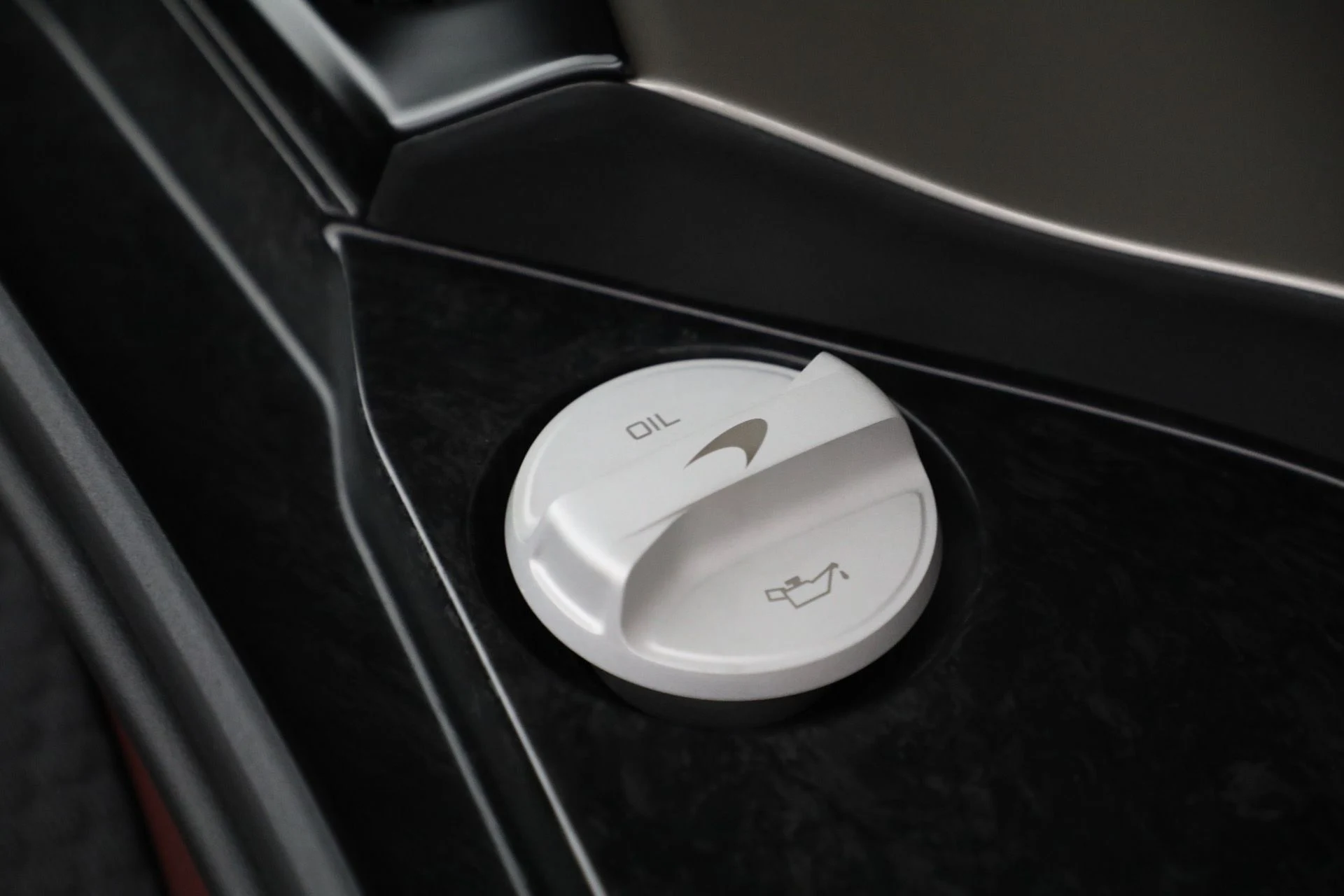 mph032_3001769550_Used_2023_Mc_Laren_GT_Pioneer_f4f47fbfa2