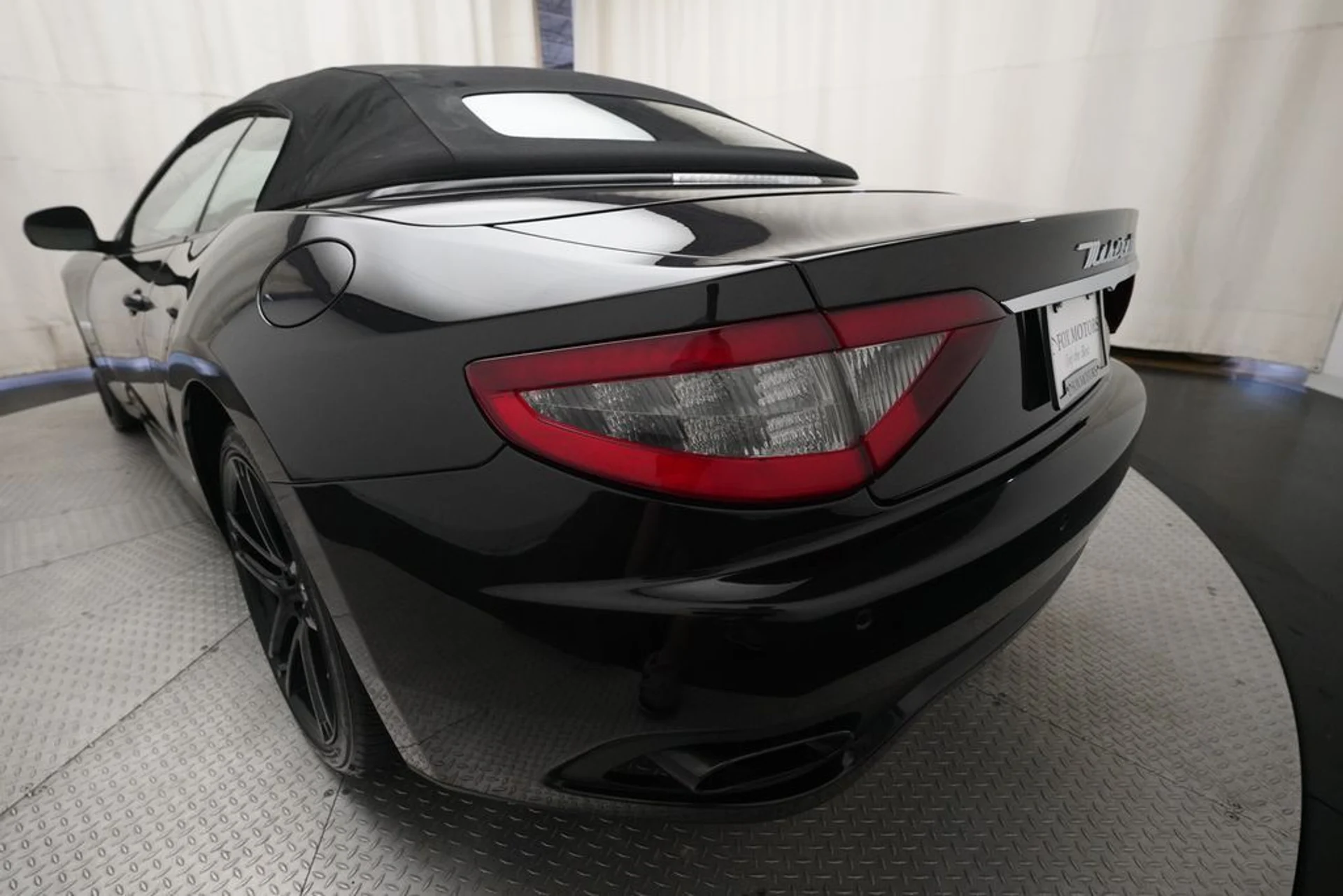 mph032_3009782764_2a23441390e7db4475ef31bcf0b8b75ex_4da5188285