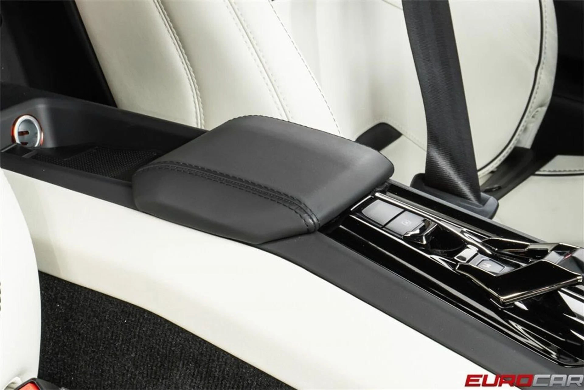 mph032_3019996888_image_33_c0e810401f