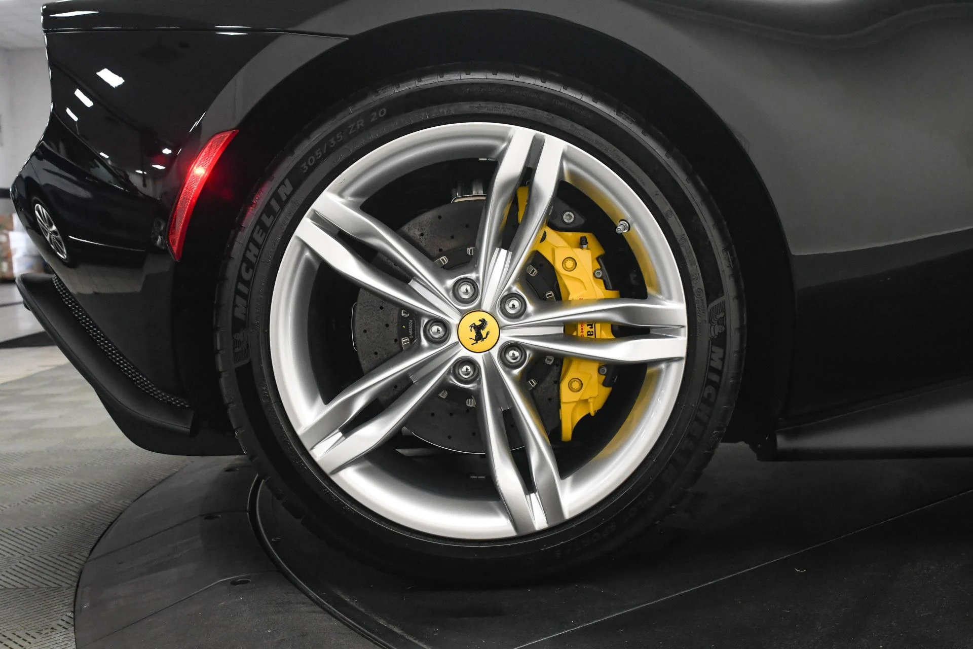 mph032_3021128142_Used_2024_Ferrari_296_GTB_Coupe_1754726617_0e47112608