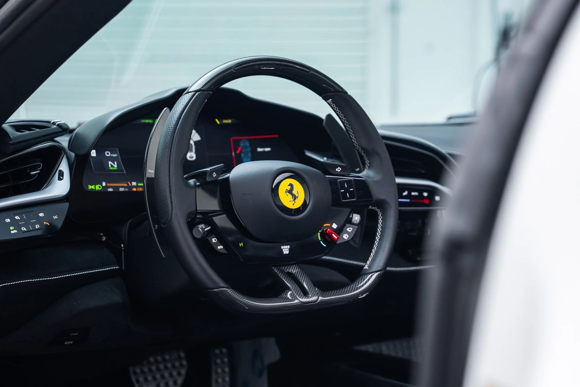 mph032_3024531039_Used_2024_Ferrari_SF_90_Spider_1764978646_9d1c532445