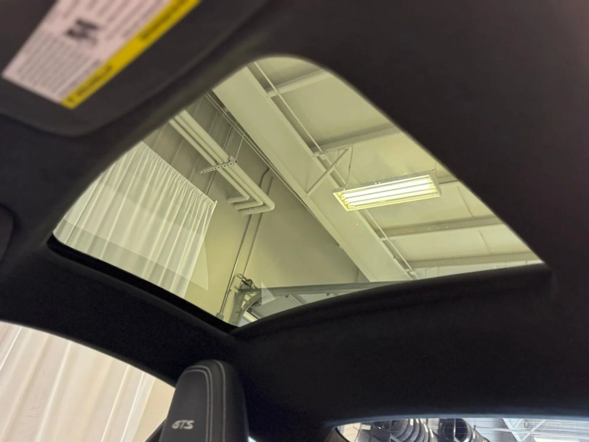 mph032_3037776660_305b0c10eaa464b8796d3477000e8448x_f794a90806