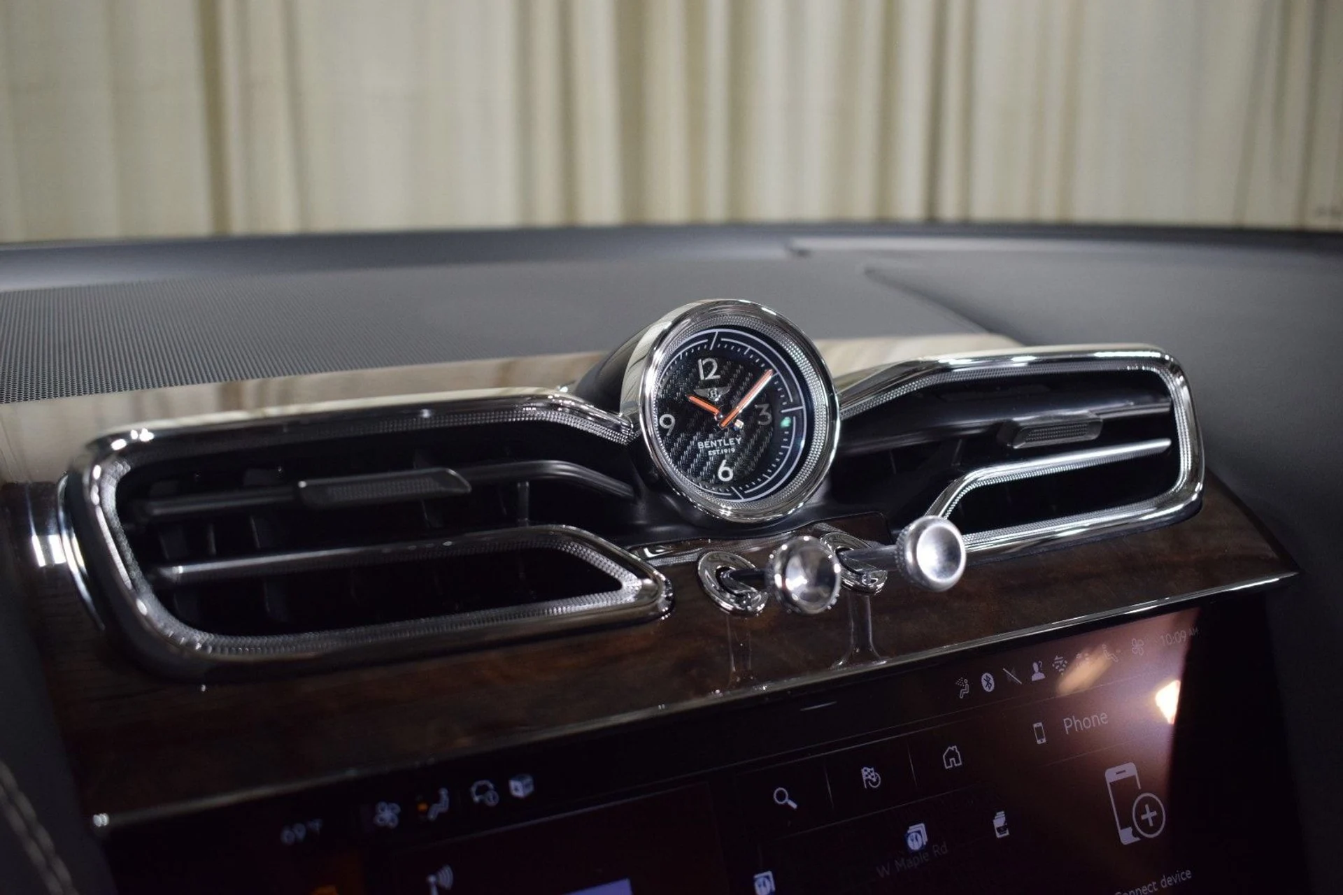 mph032_3038068651_2c9d5dd89056dacf32fc81abcbdf9ab8x_10f4a2f41d