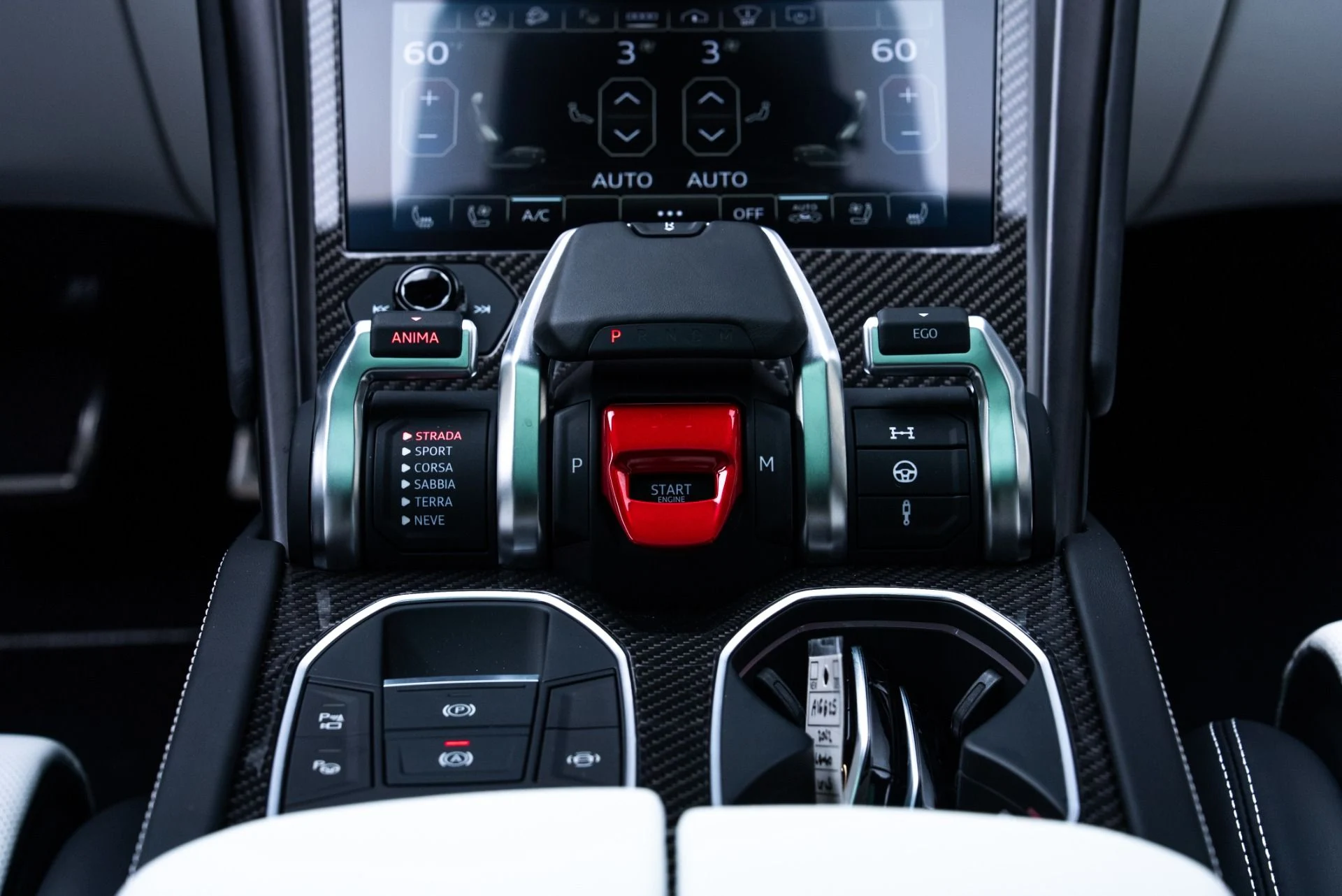 mph032_3041693588_Used_2022_Lamborghini_Urus_1775598124_f2089ebaec