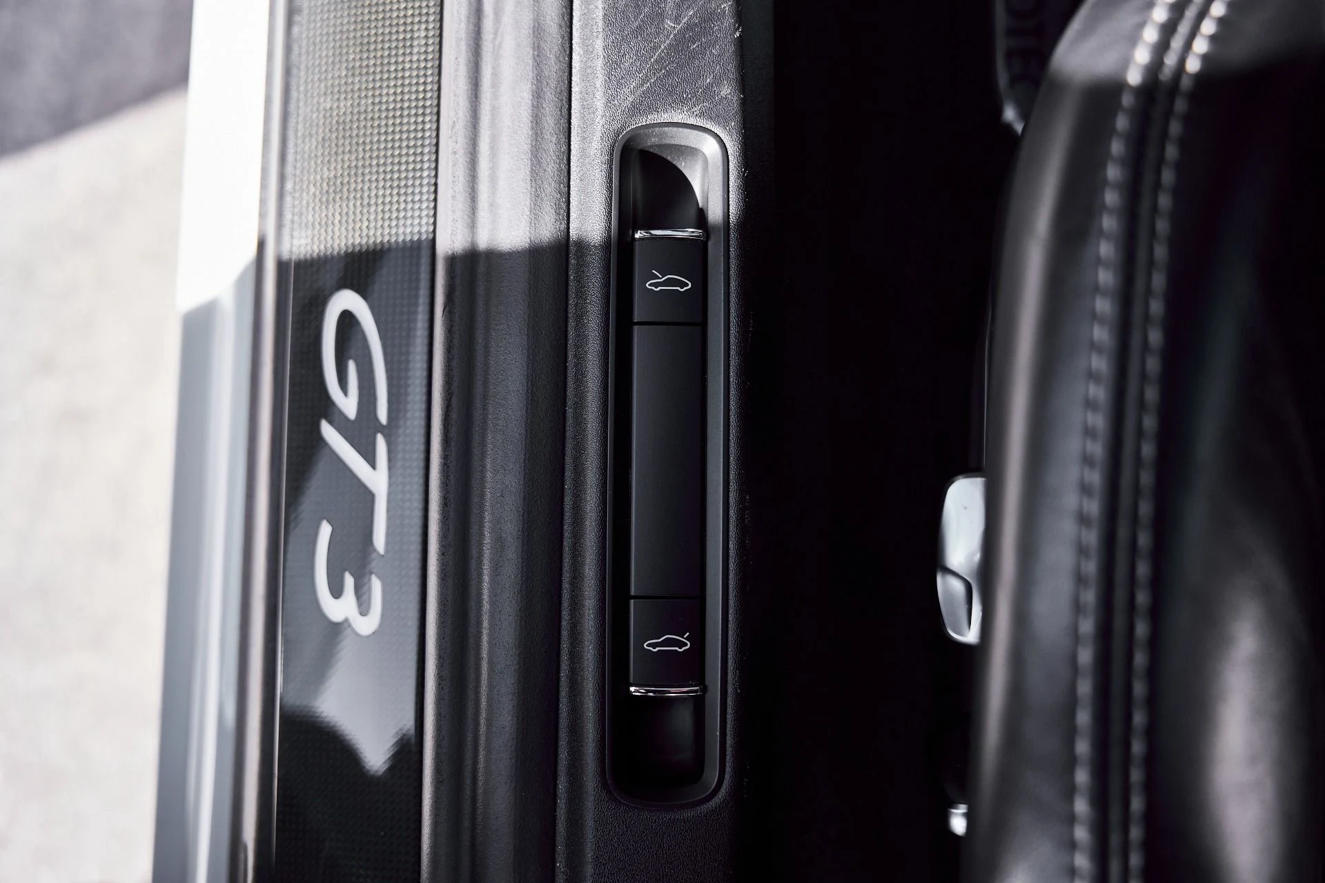 mph032_3049141073_Used_2015_Porsche_911_GT_3_1771890207_b9884b098c