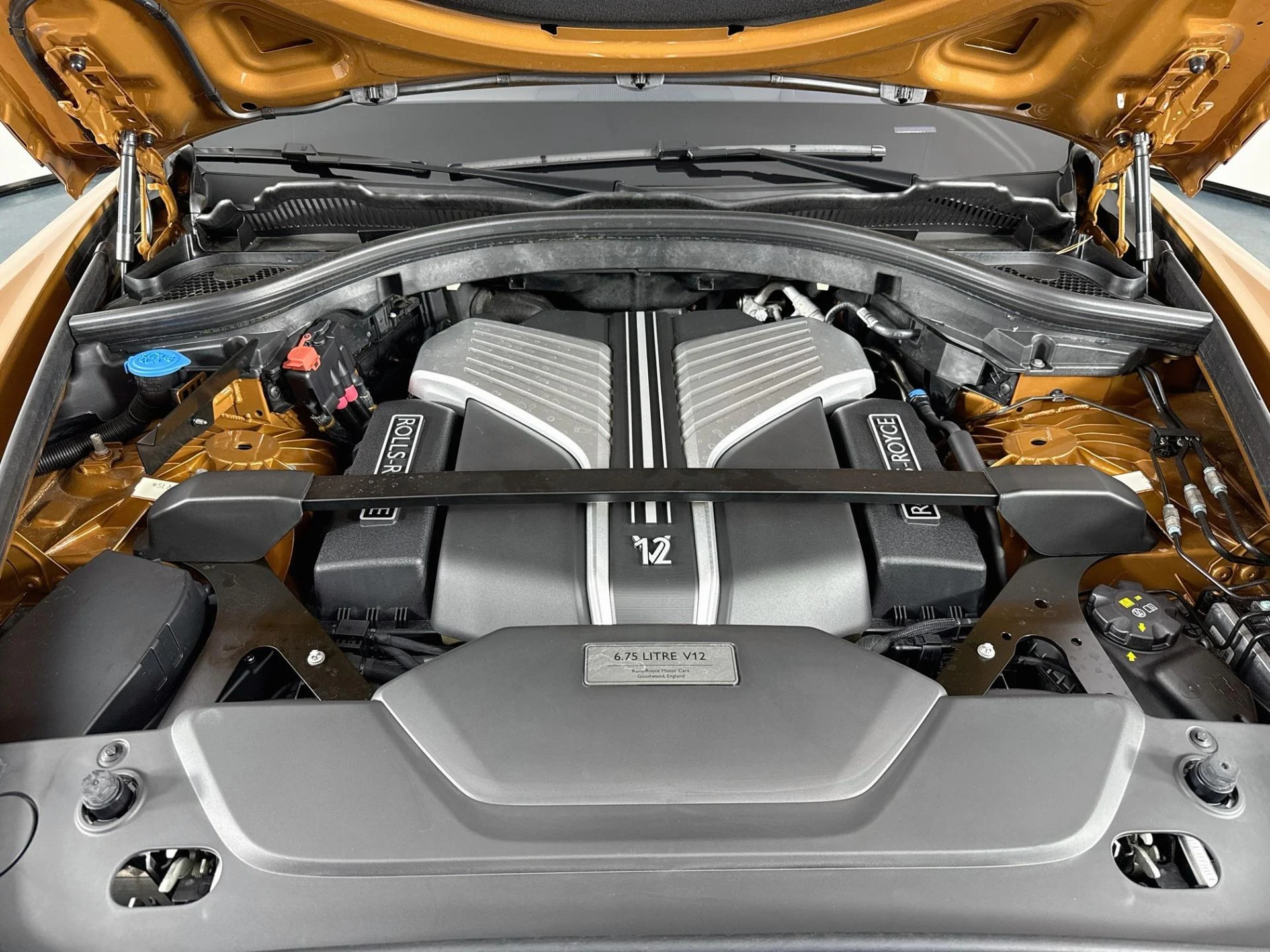 mph032_3058415402_Used_2023_Rolls_Royce_Cullinan_1790282005_3dec44b2b3