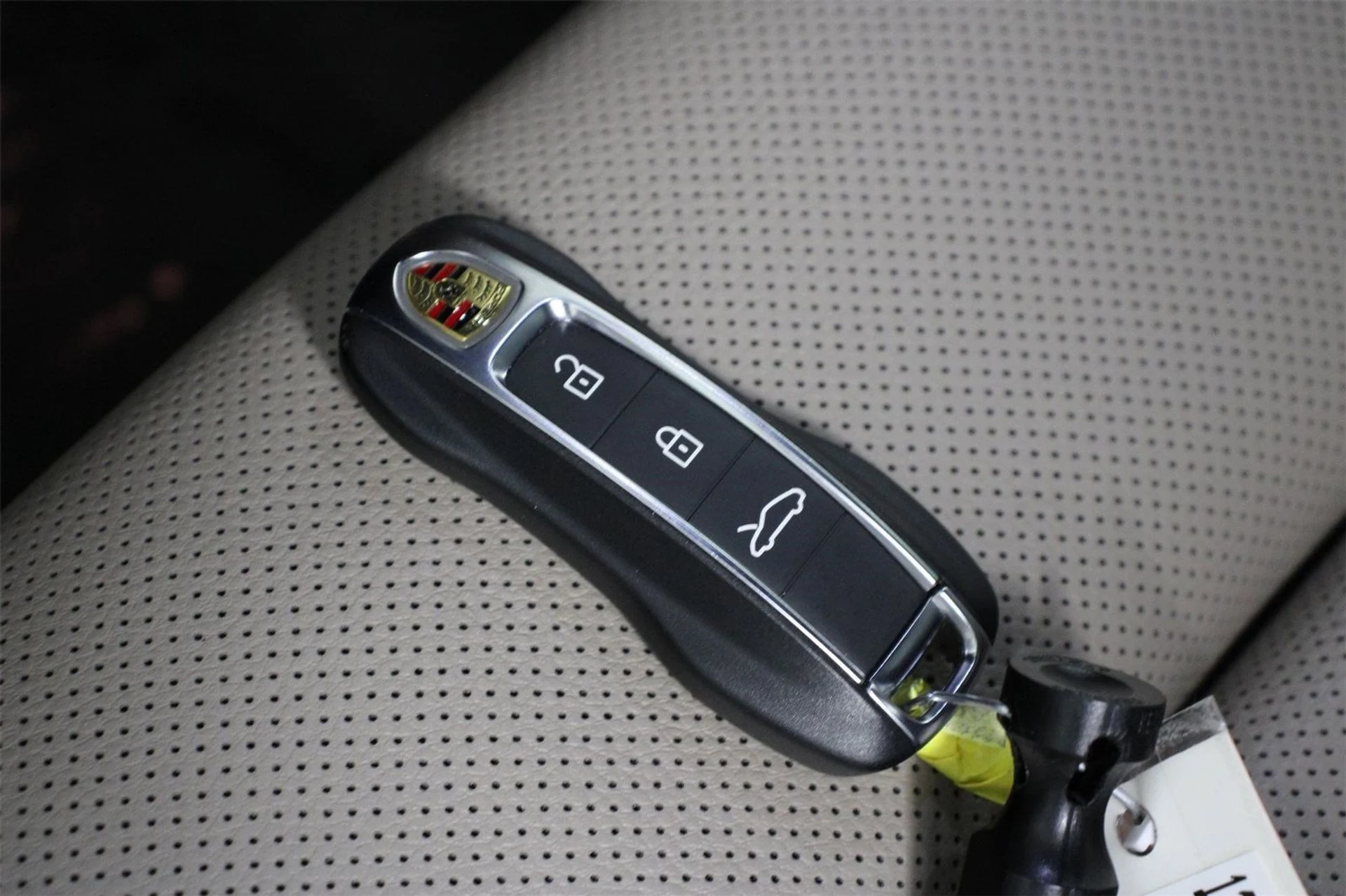 mph032_3064957964_c9eab928ca23d6ae29dad0dd871db595_70e3e59c2f