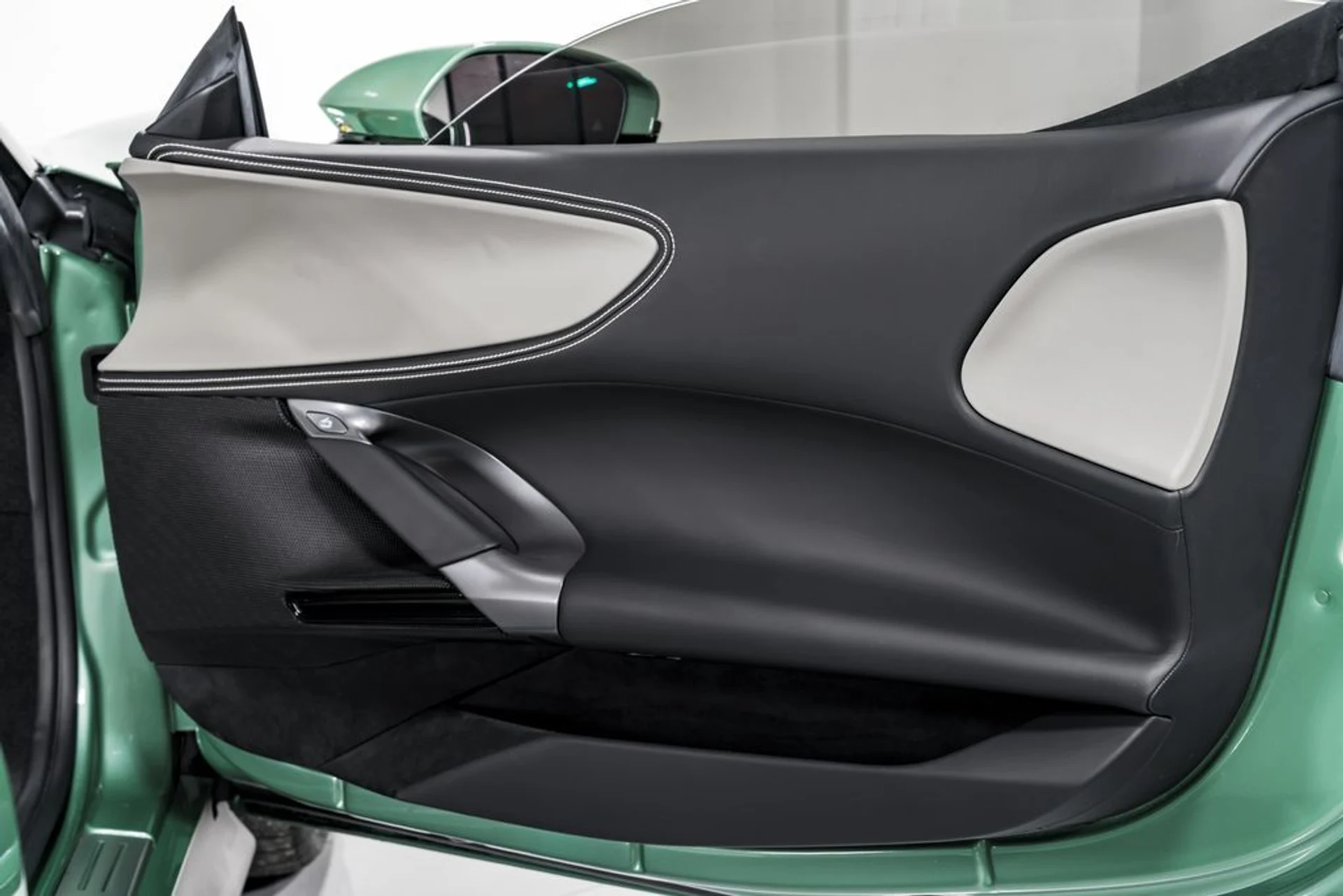 mph032_3080759205_b42ec4f55da37b8c9bf2b72c06ffed2cx_40c3c99030