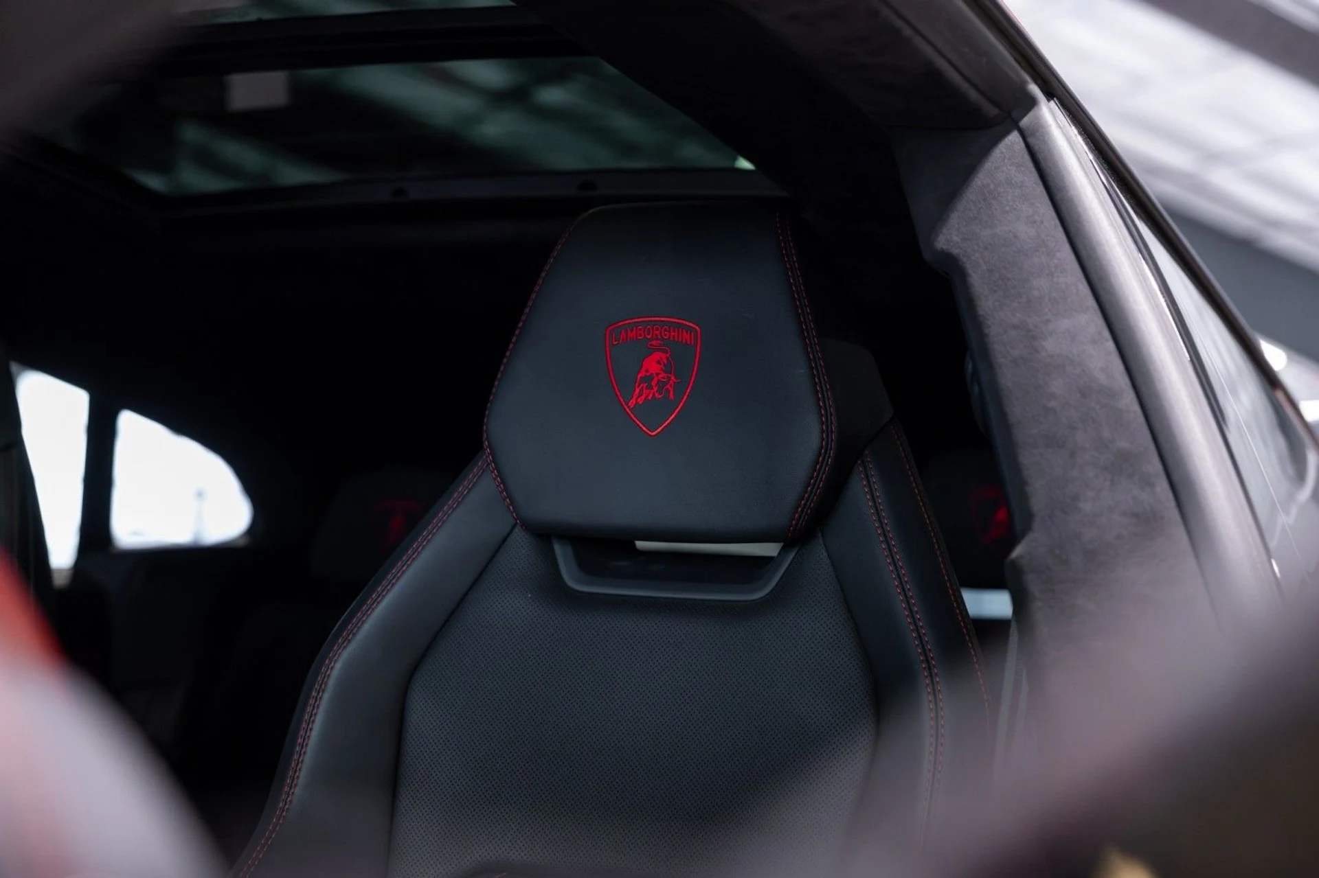 mph032_3081352868_bg_595caa66d9