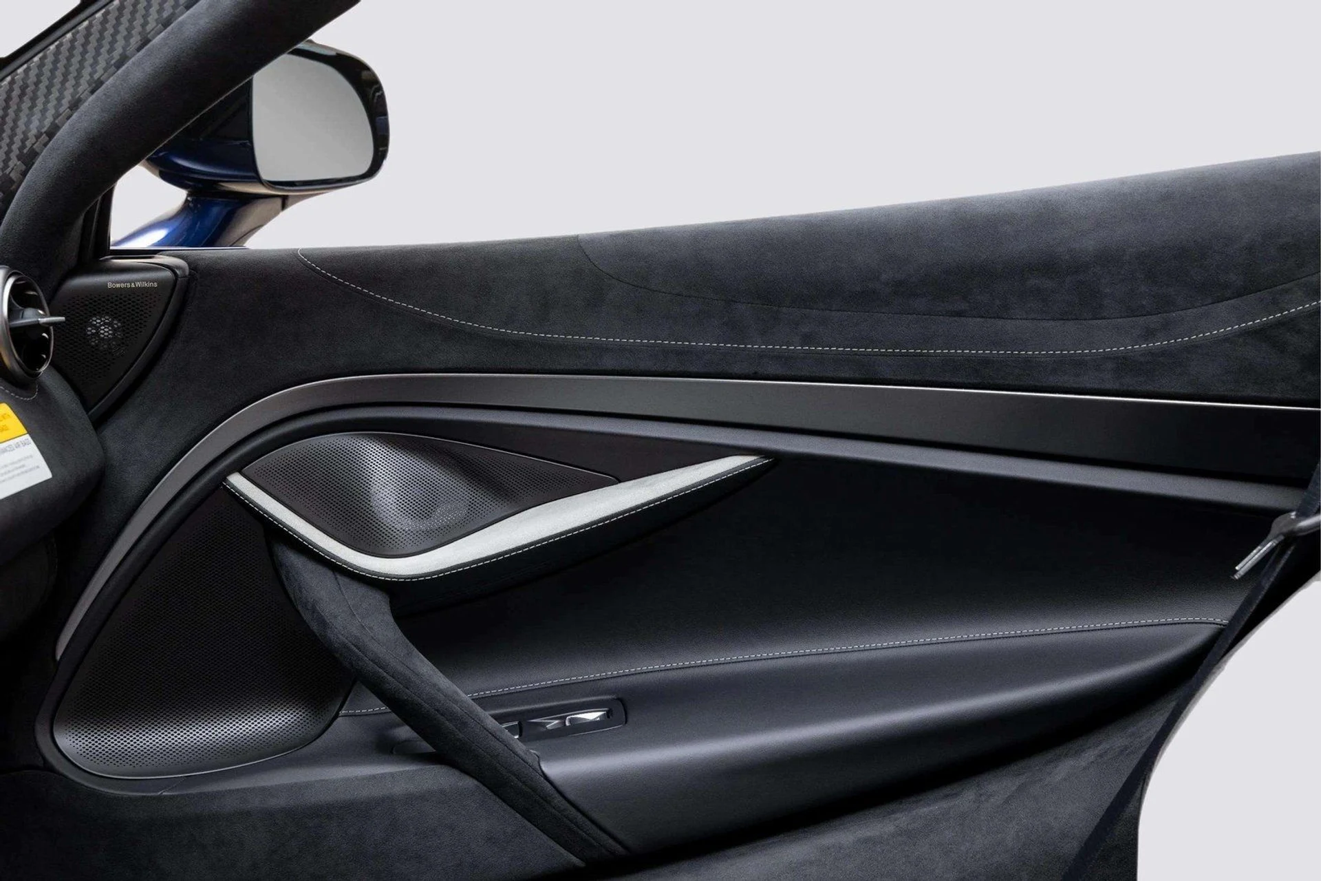 mph032_3085310586_image_33_1a174ed5c3