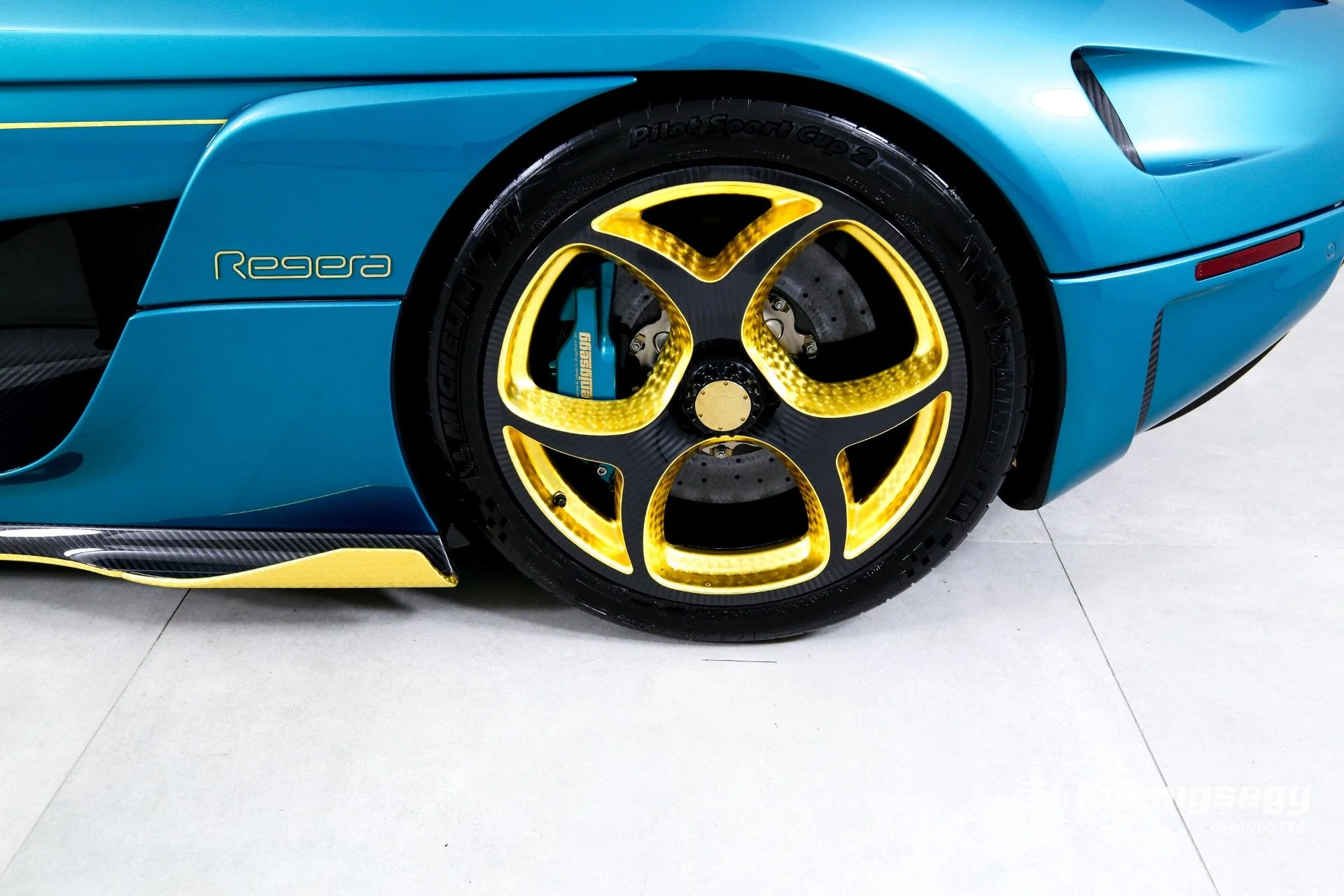 mph032_3088004597_Used_2021_KOENIGSEGG_REGERA_RWD_1705435580_6296f685ce