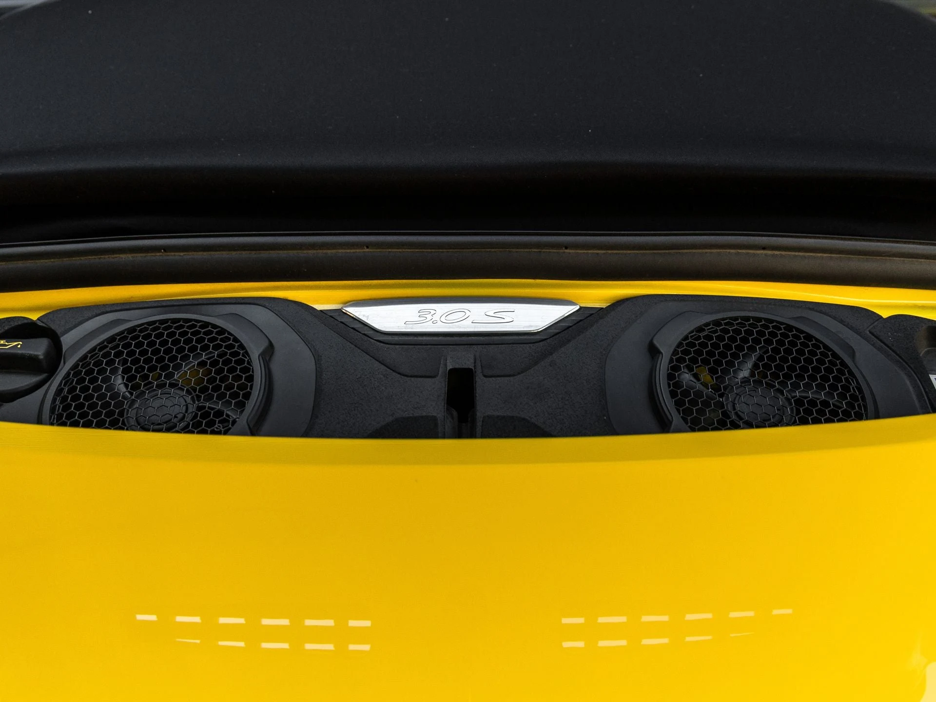 mph032_3100042271_33_b6eb8d9918