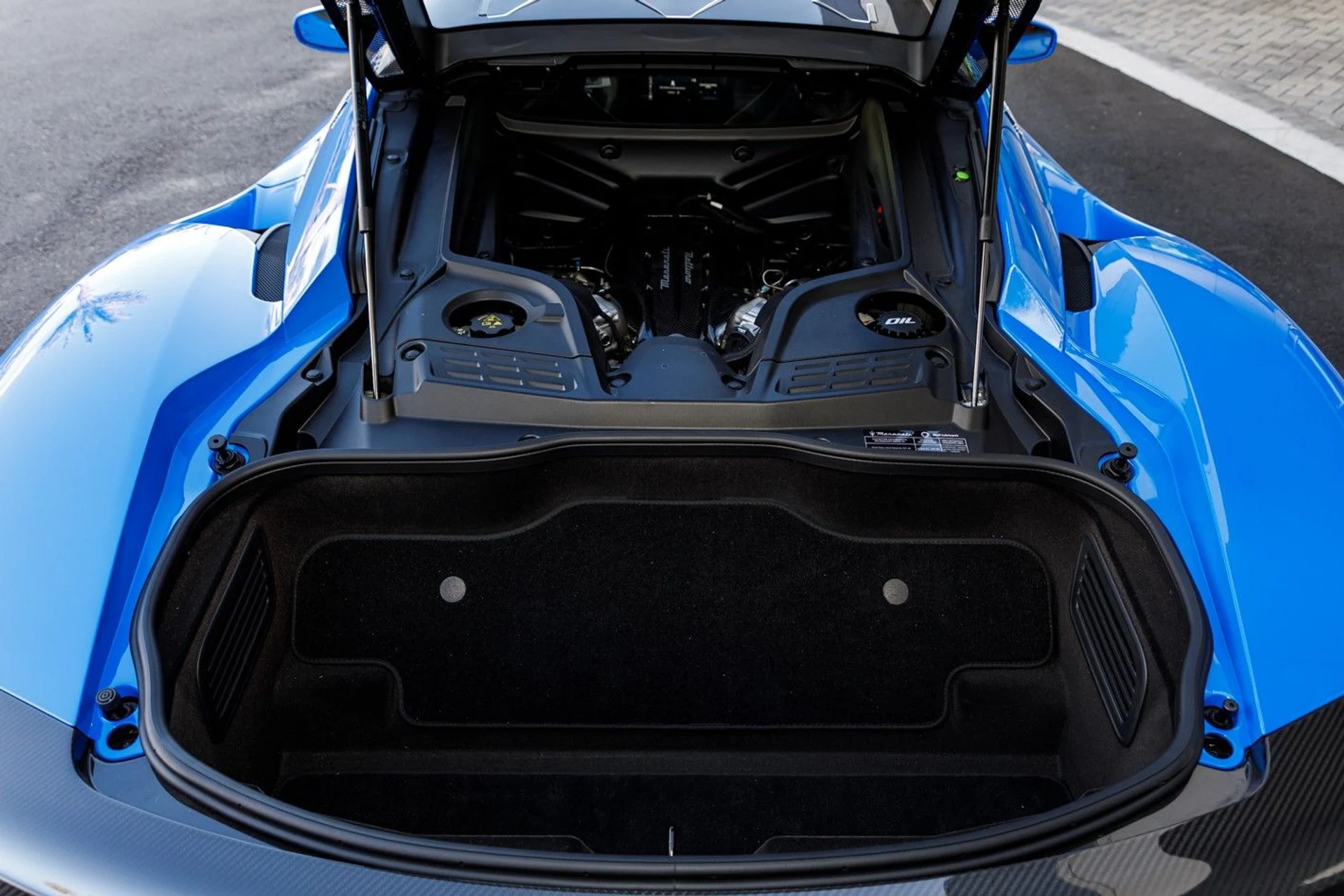 mph032_3104899868_641_p33_l_204c1ed270