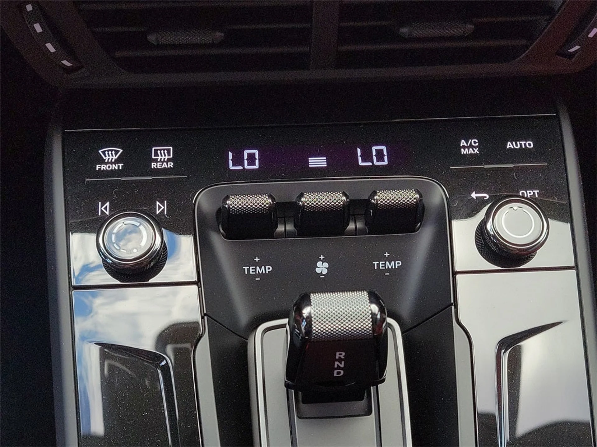 mph032_3109947310_33_64f473f232