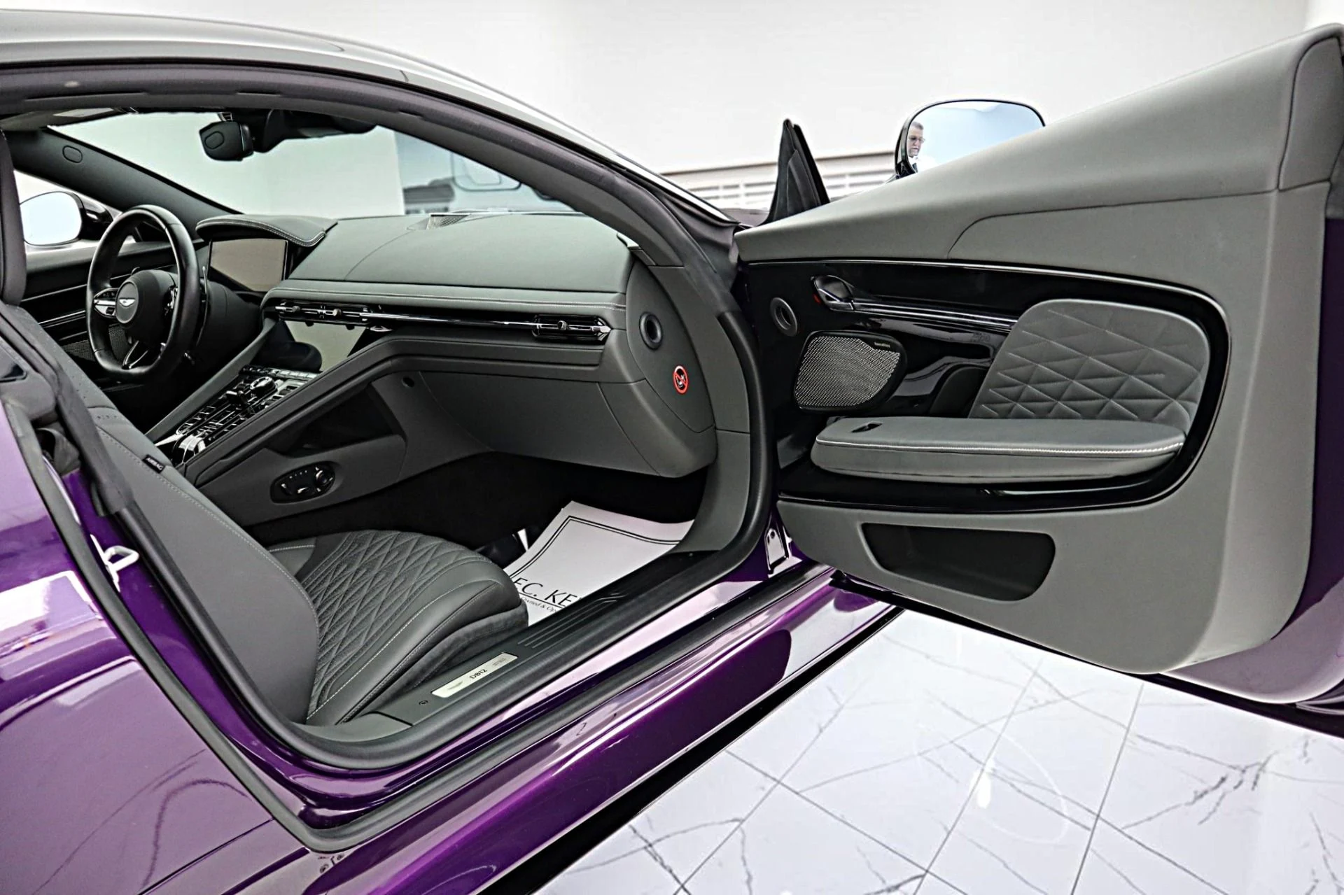 mph032_3112161094_Used_2024_Aston_Martin_DB_12_Coupe_LEASE_OPTIONS_AVAILABLE_0993ecd0e0