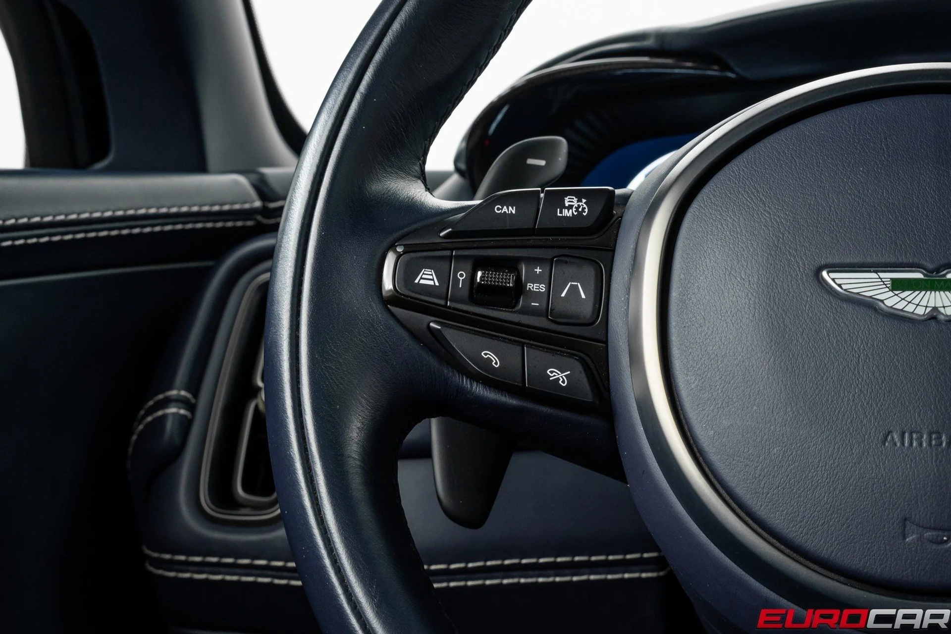 mph032_3119014676_image_33_7ae642a45e