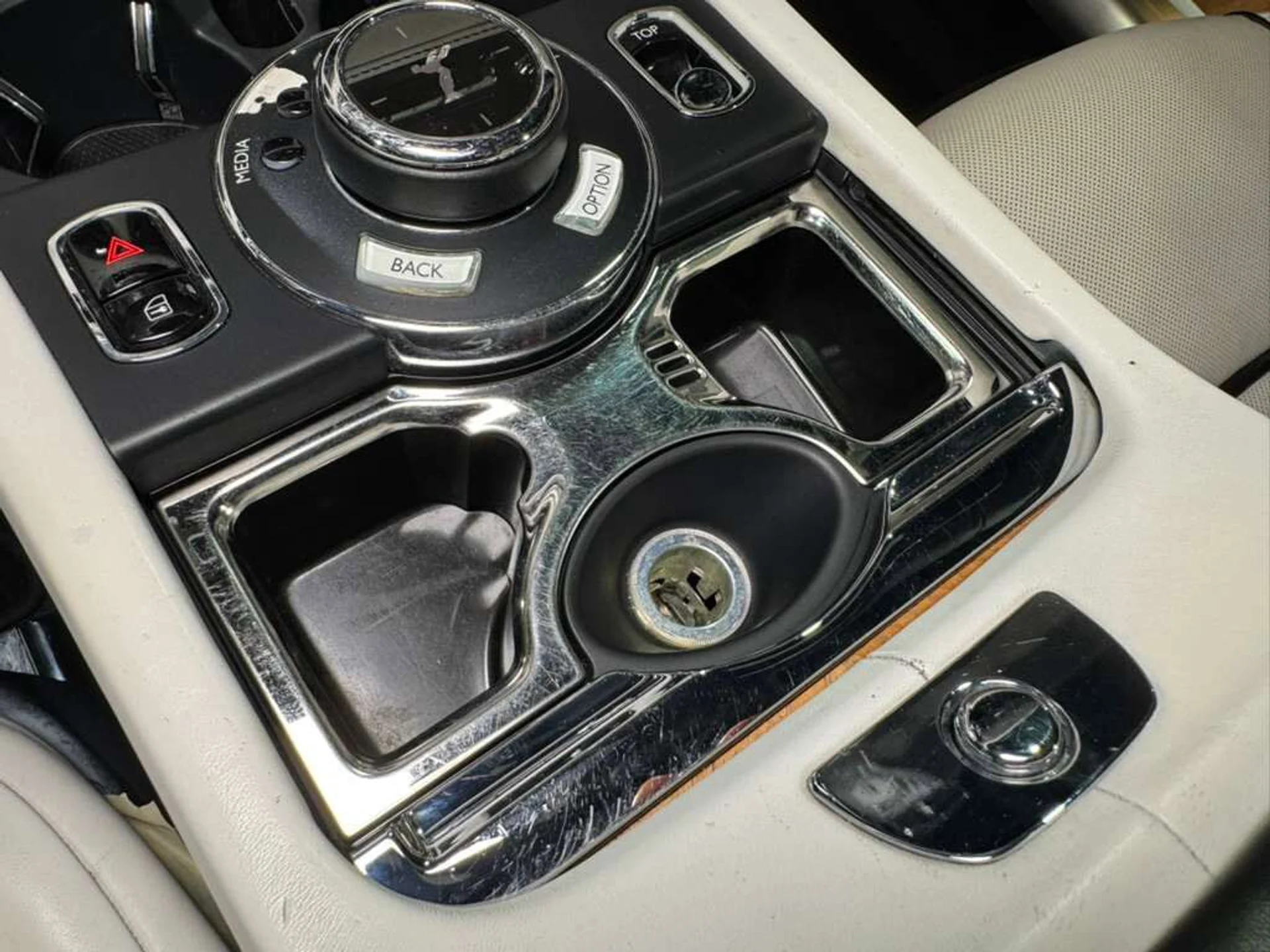 mph032_313209394_8befb2562f93537673230ae89104c67b_3b5109366c