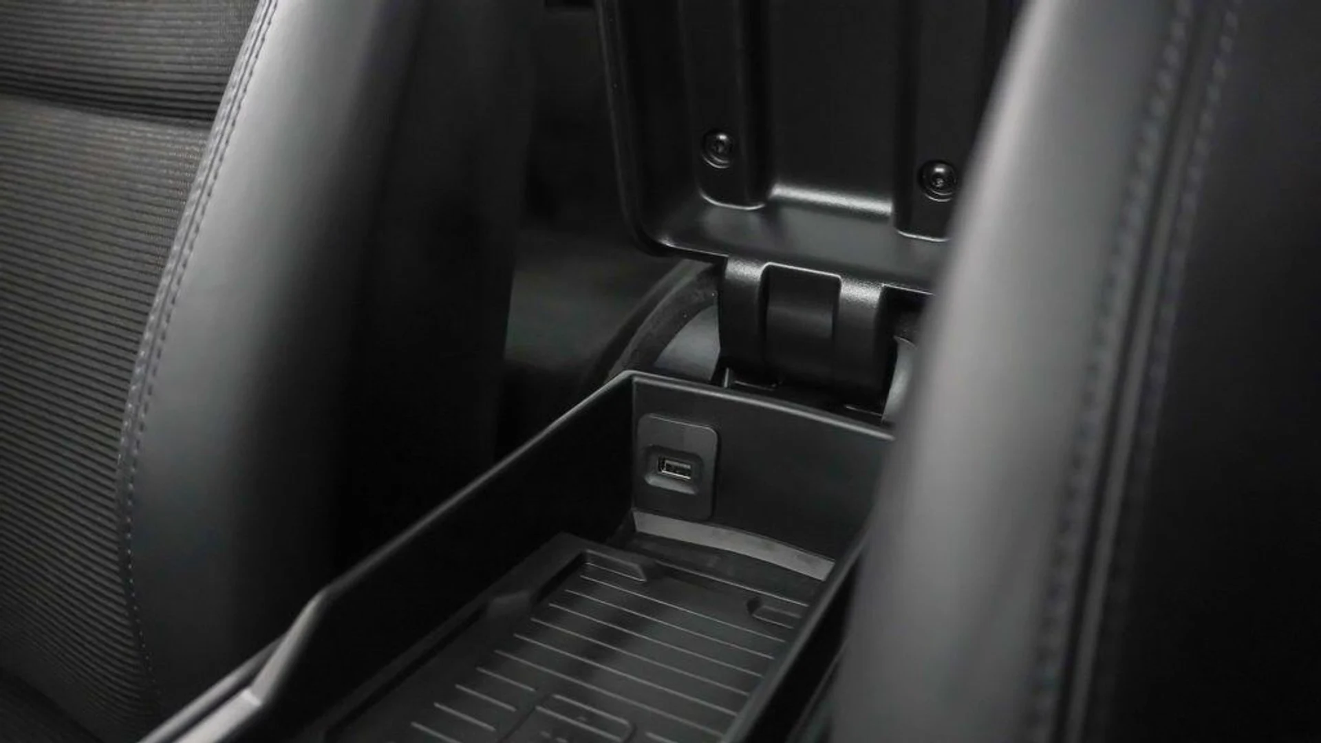 mph032_3151675101_6f93048efaec04ce3aebee0386a2cab8x_2d47435b09