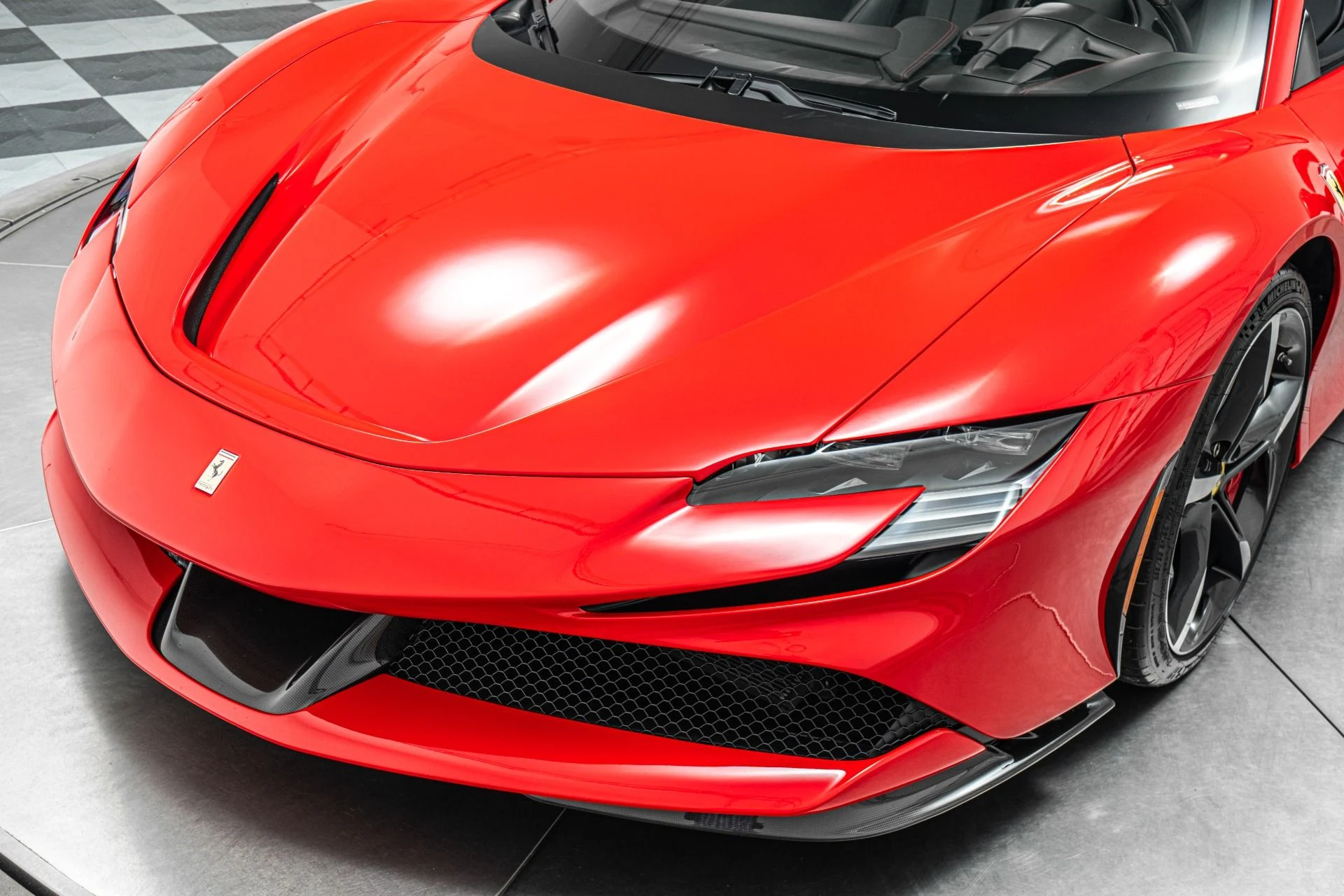 mph032_3158184549_Used_2025_Ferrari_SF_90_Spider_1779917400_1e34e4aff2