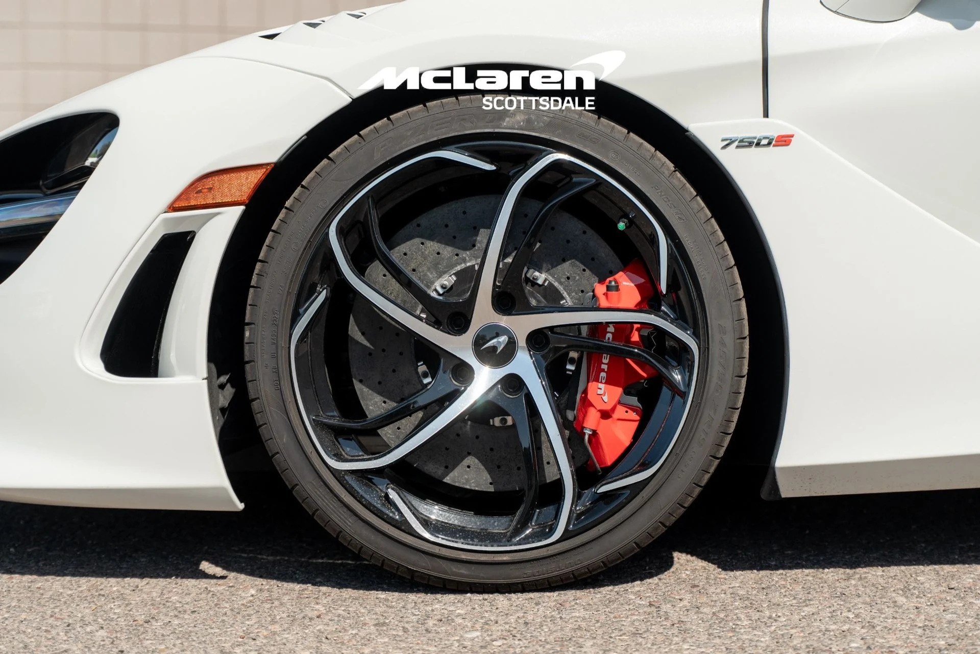 mph032_3165542366_Used_2024_MCLAREN_750_S_1785520440_2c73b6e2c9