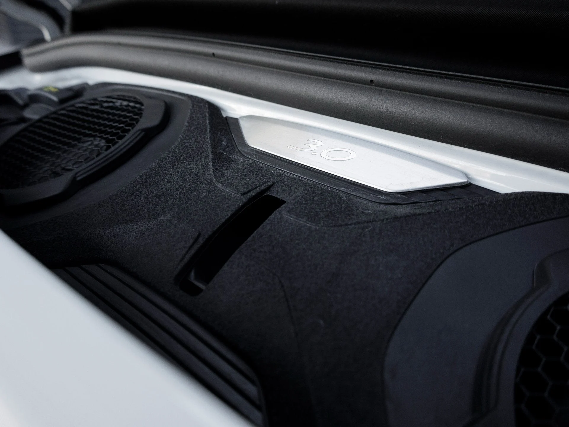 mph032_3173166047_33_88b2221018