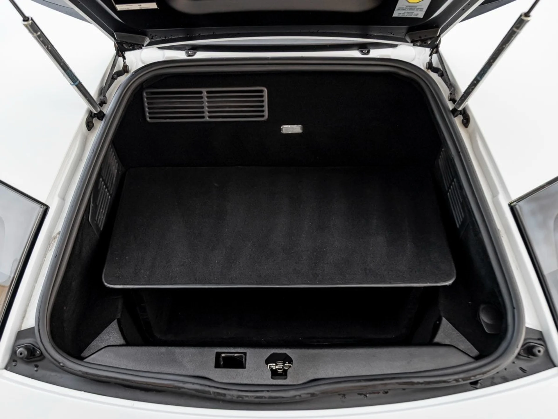 mph032_3177948377_33_3ec37837a5