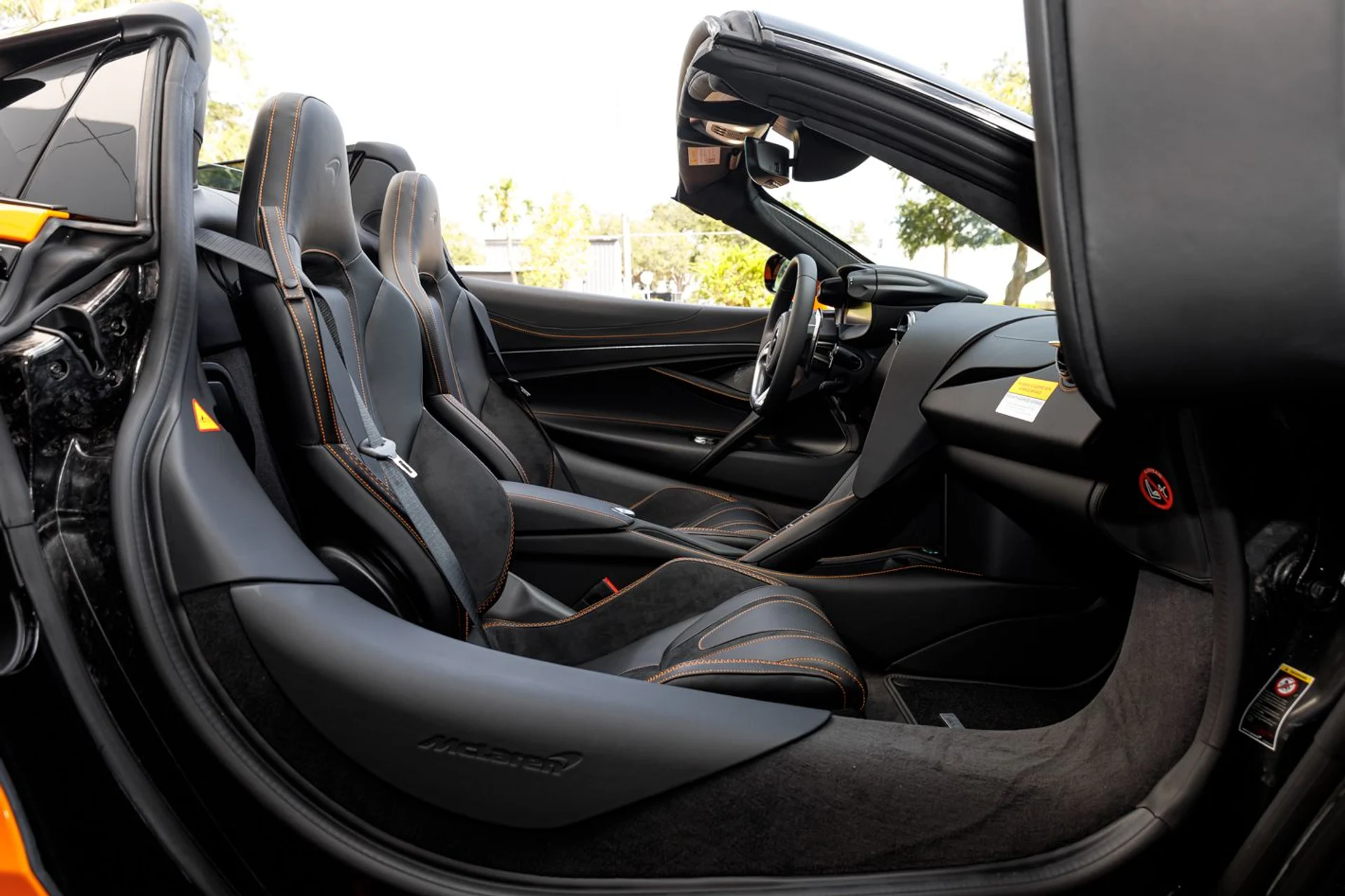 mph032_3179673751_601_p33_l_71ac00c53c