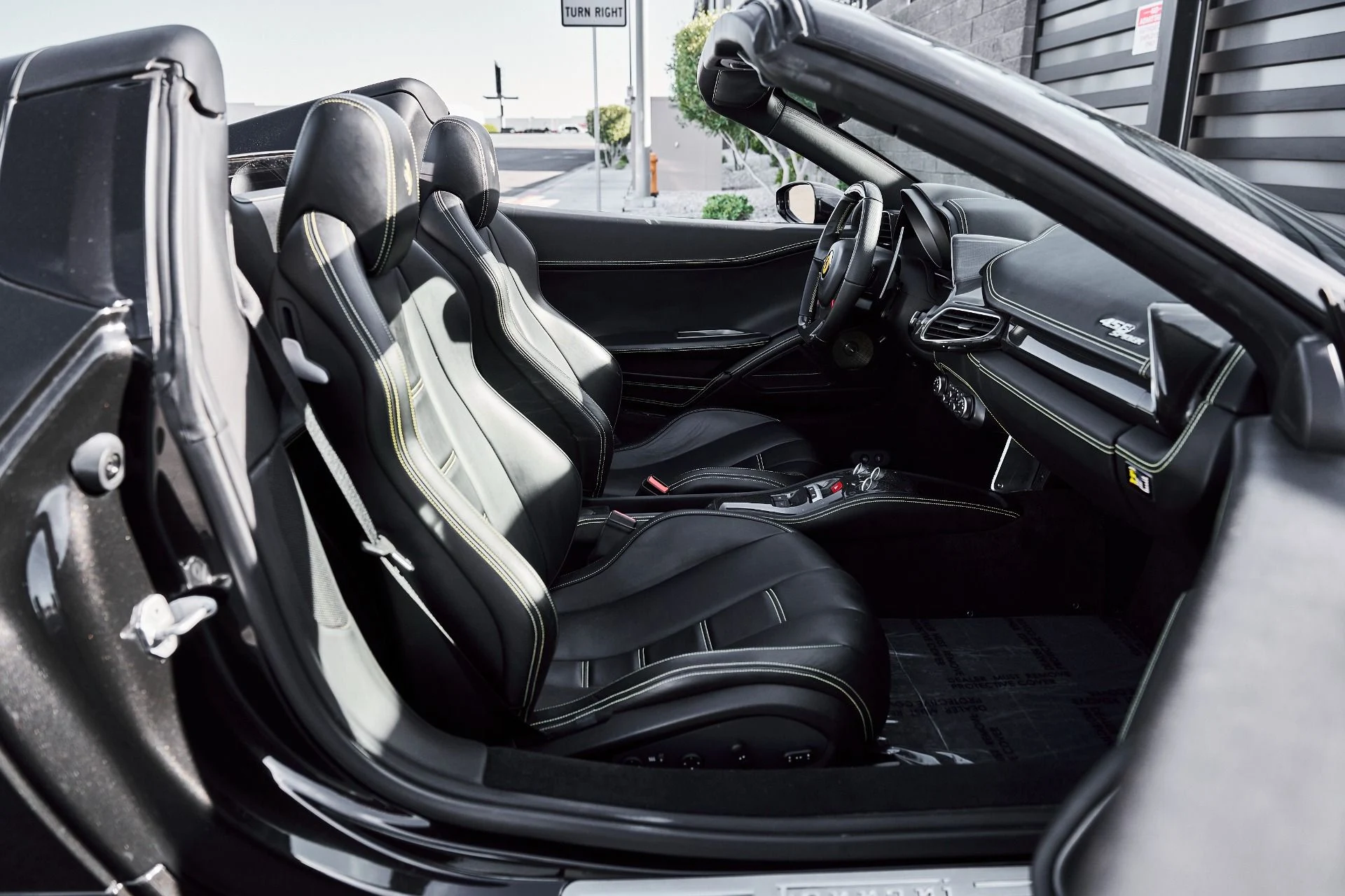 mph032_3180634602_Used_2015_Ferrari_458_Spider_Base_1777010244_b26fc2c66b