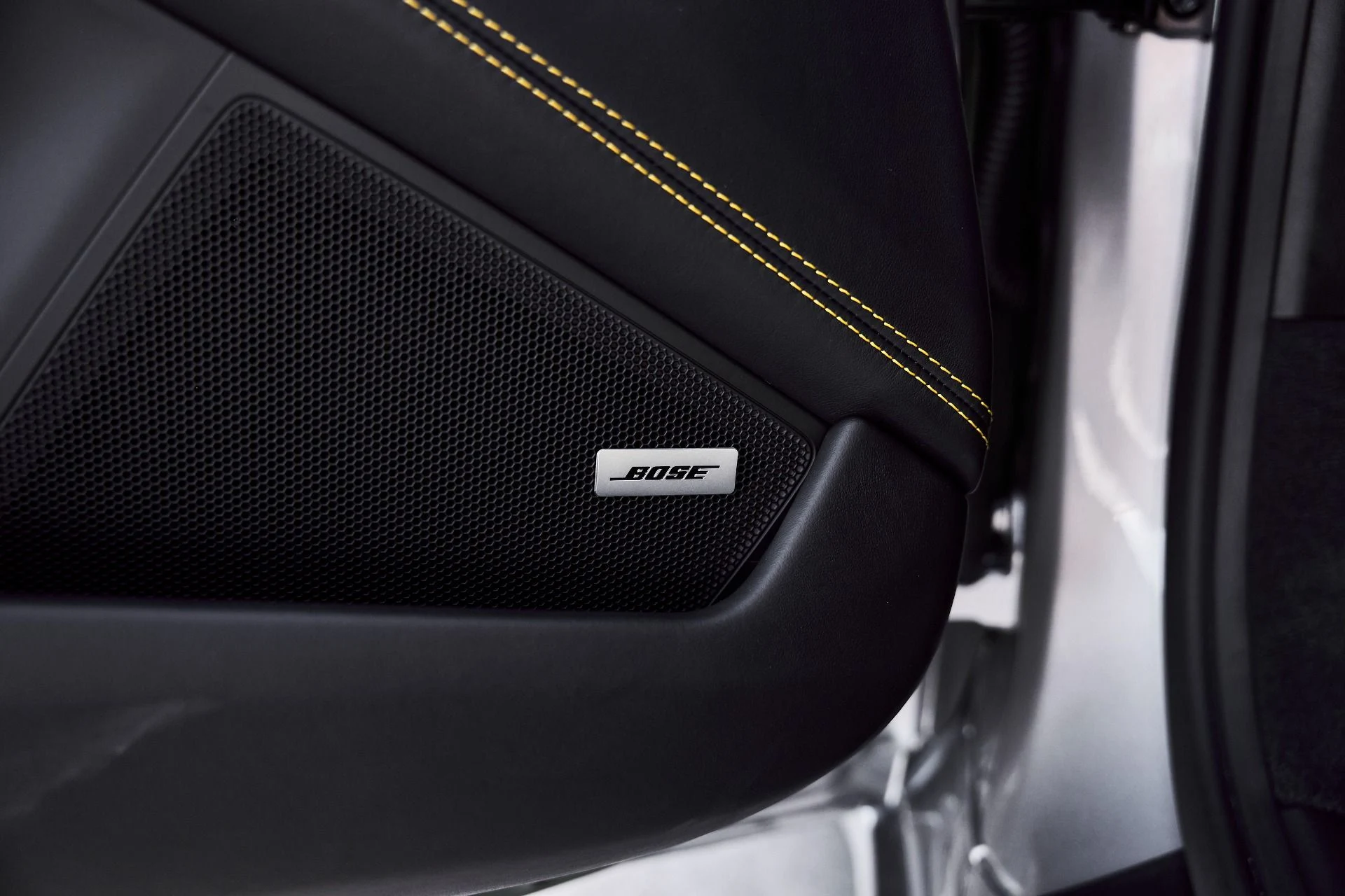 mph032_3189315096_Used_2023_Porsche_911_GT_3_1776823182_c5b767d4f8