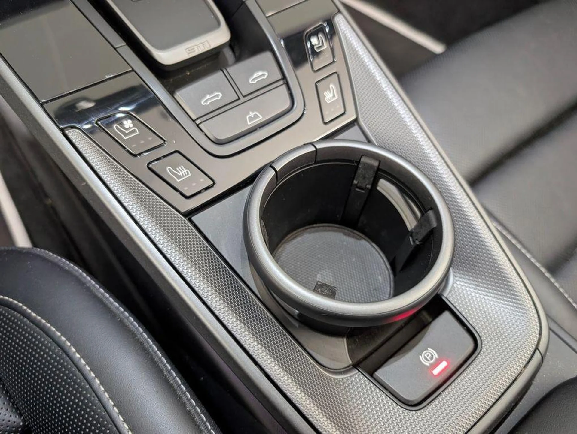 mph032_3192395348_W7h_X_Kjb_Gc_BO_2u_Iq_Zk_RXUYL_St04_3d1a64f9a5