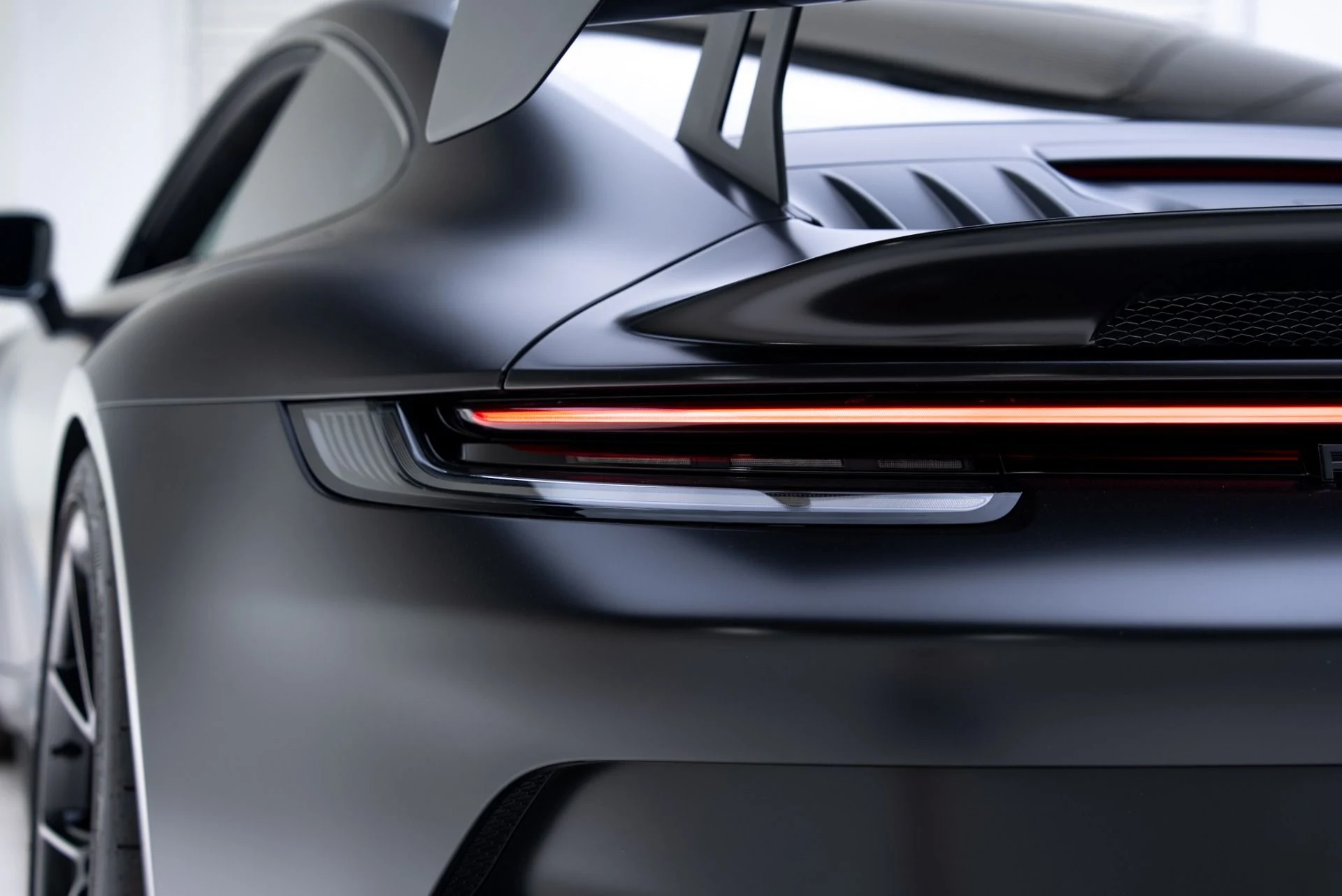 mph032_3193350604_Used_2022_Porsche_911_GT_3_1769108118_07ecb9ef6e