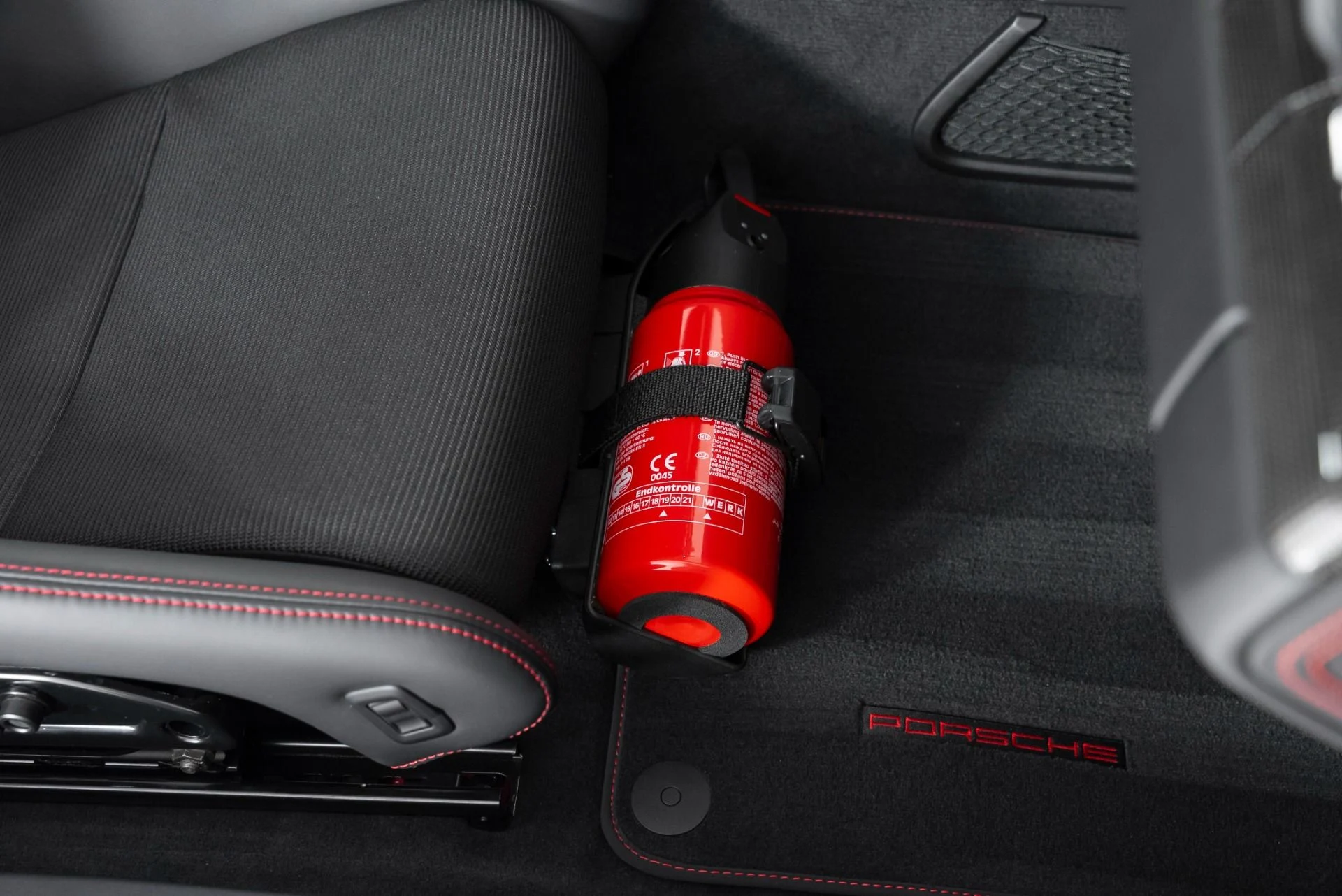 mph032_3195133940_Used_2019_Porsche_911_GT_3_1757463287_0509a8bb03