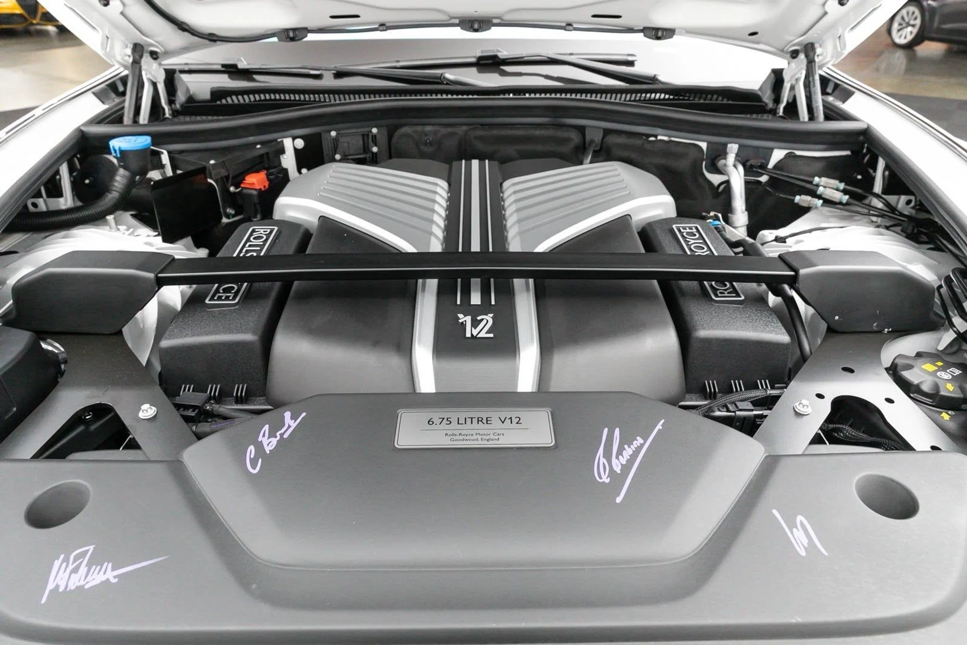 mph032_3201930556_33_04909eca3a