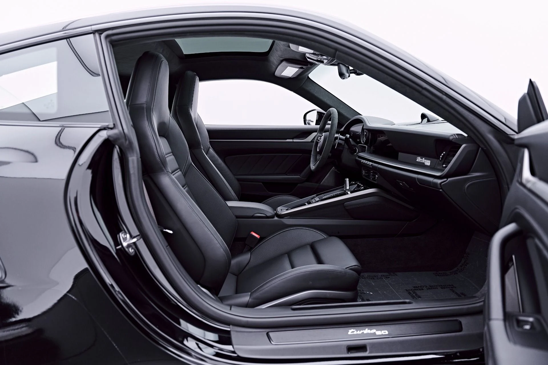 mph032_3203204276_Used_2025_Porsche_911_Turbo_1782870247_f847f04f61