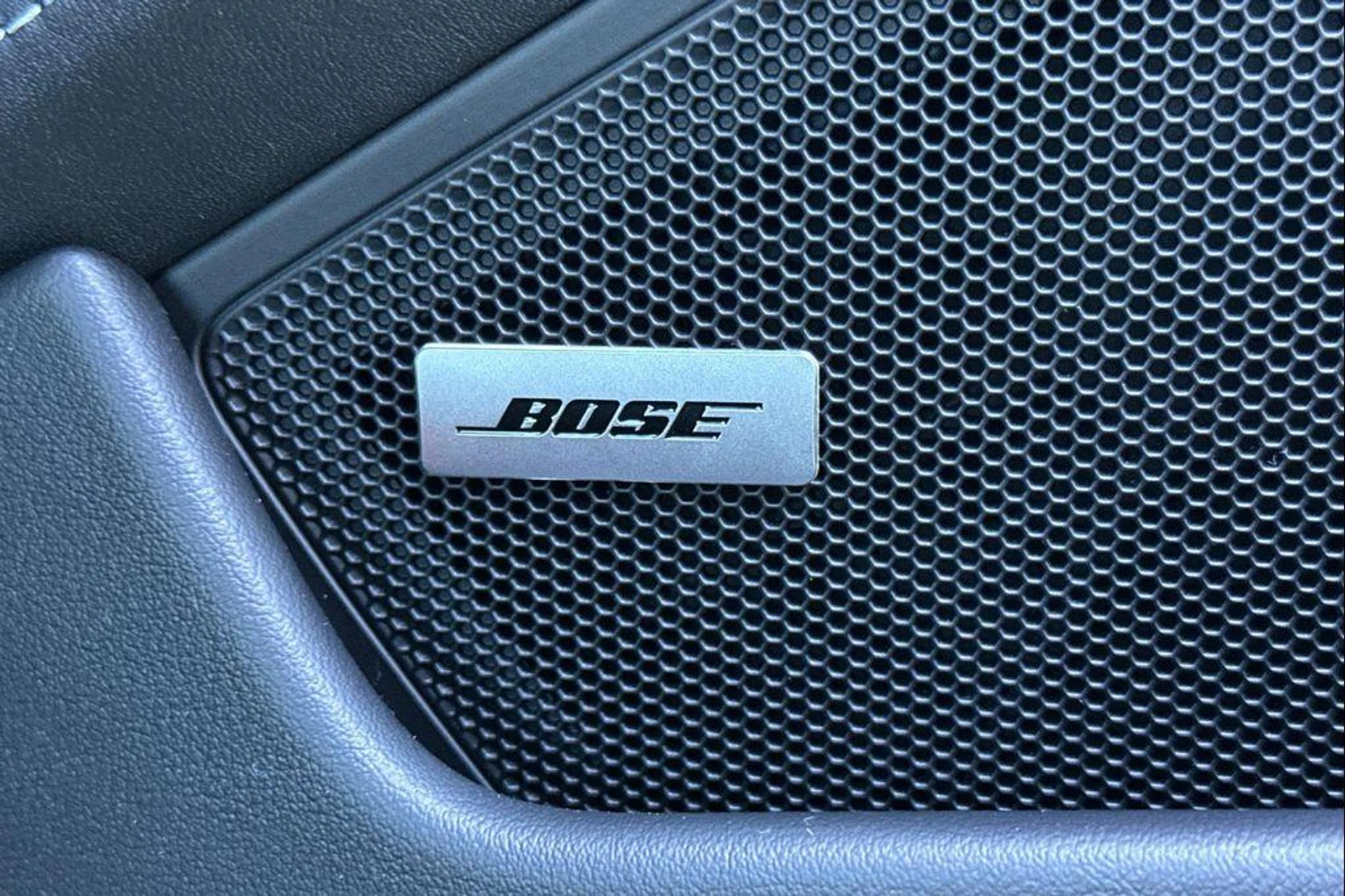 mph032_3204421755_L_Px_Hcx_Tre8o_Tg_Im_Fn9yb2lk_Ol0c_75447dcba0