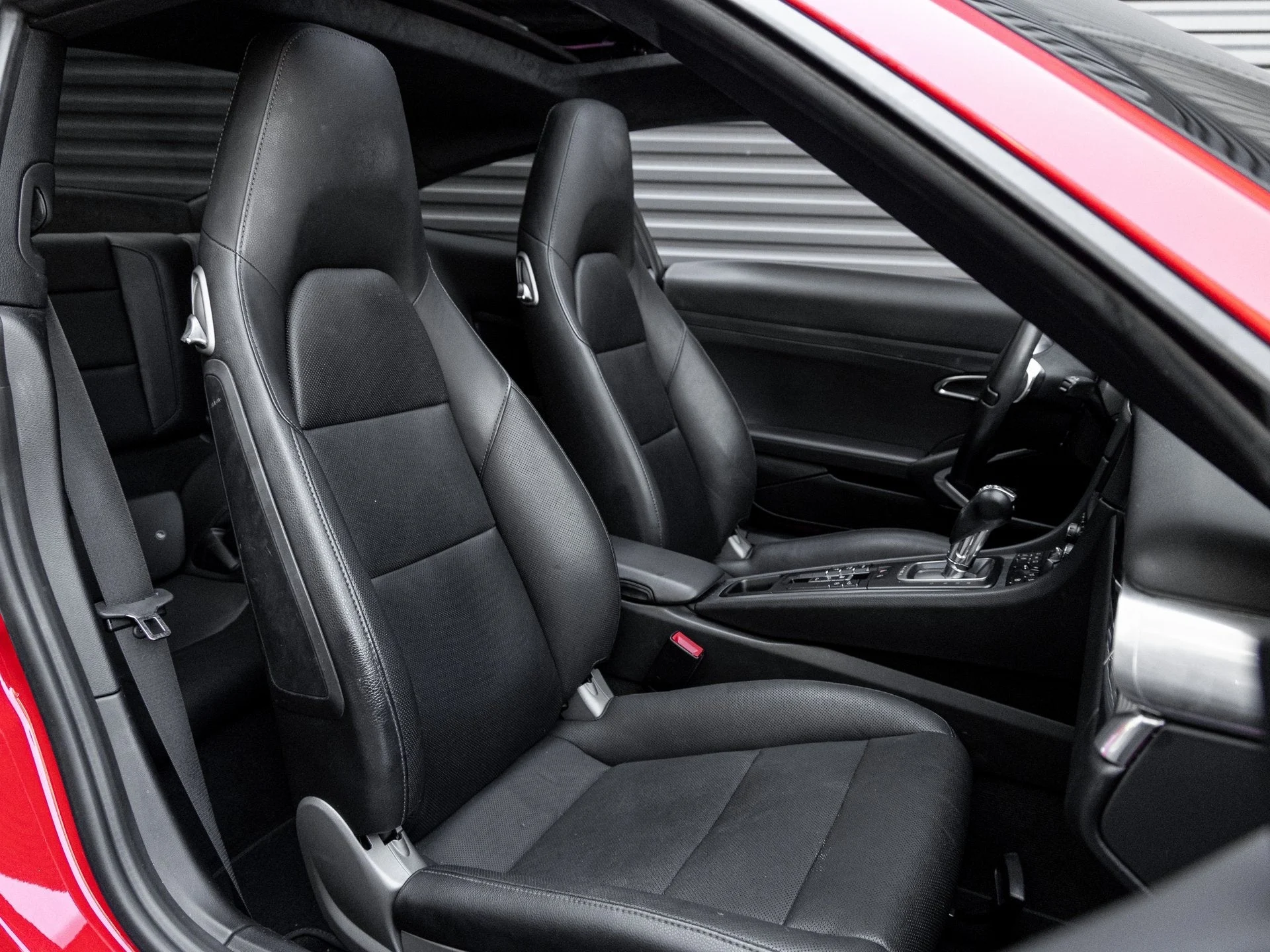 mph032_3216811574_33_5e89744a79