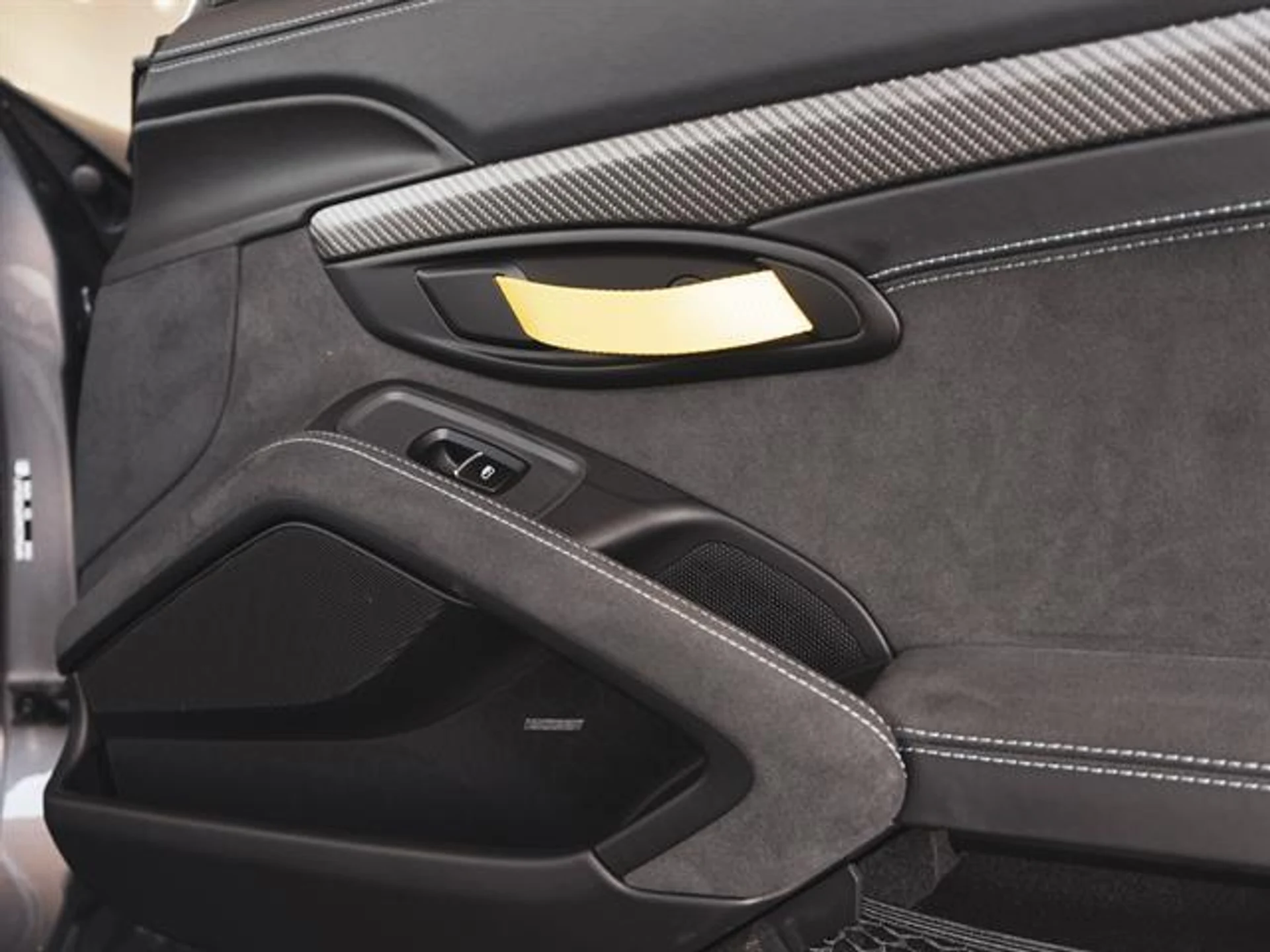 mph032_3222458546_k_MMGG_9_MWYI_Af_J9jz_Y6_Ae_EJE_23g_d0f59f96c1