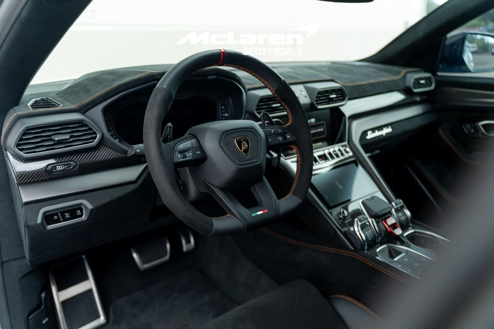 mph032_3224289284_Used_2024_LAMBORGHINI_URUS_Performante_1764563998_c0b7f36739