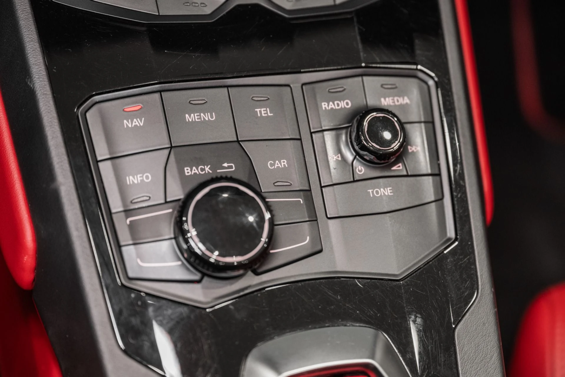 mph032_3253289652_Used_2016_Lamborghini_Huracan_LP_610_4_Spyder_1773071752_7db0d6617d