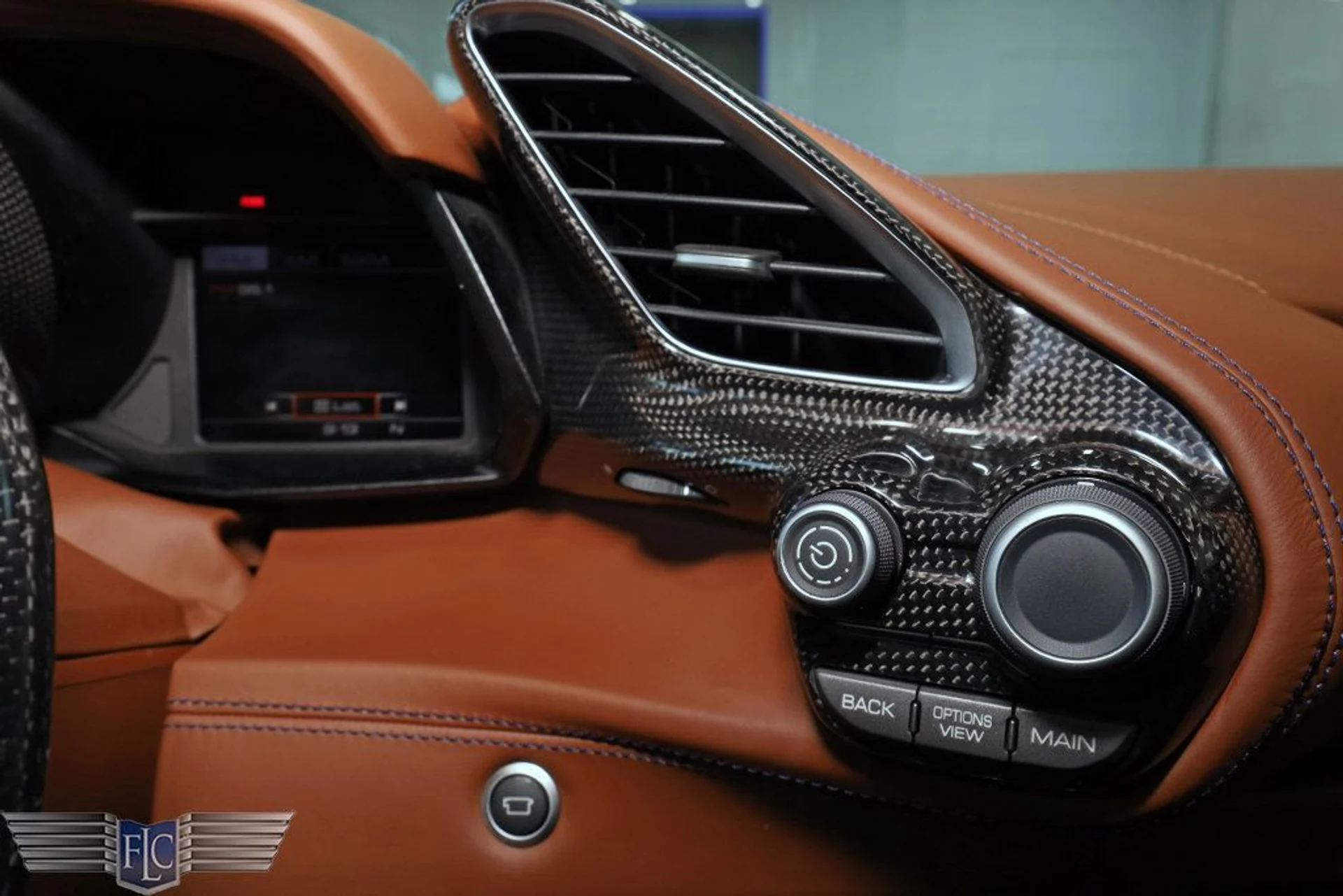 mph032_3258230215_used_2016_ferrari_488_gtb_2drcoupe_9689_22785375_33_1024_4f5758fad2