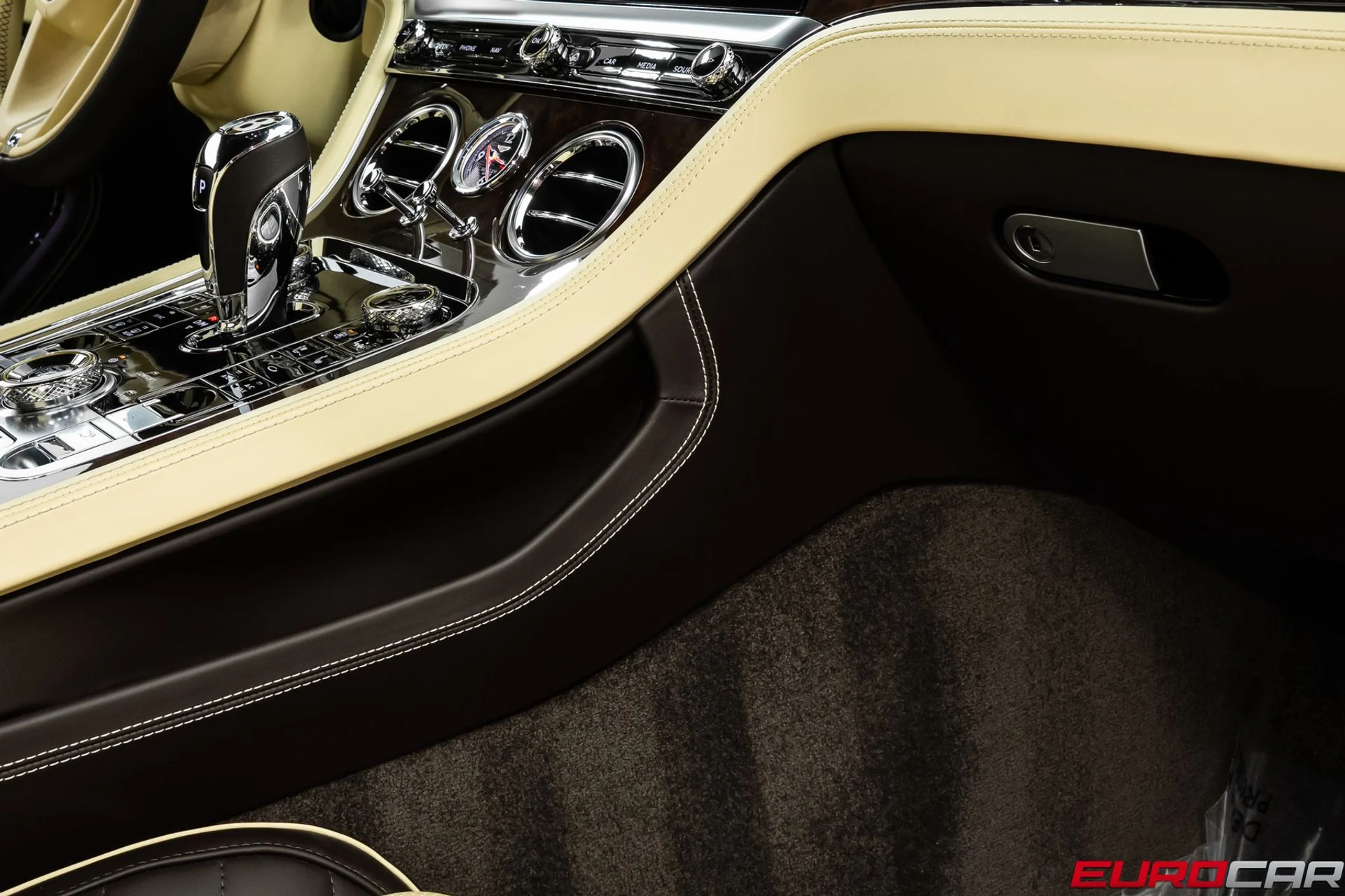 mph032_3269752307_f5d11692_2458_4001_aedf_d575859c524b_69cfe56086