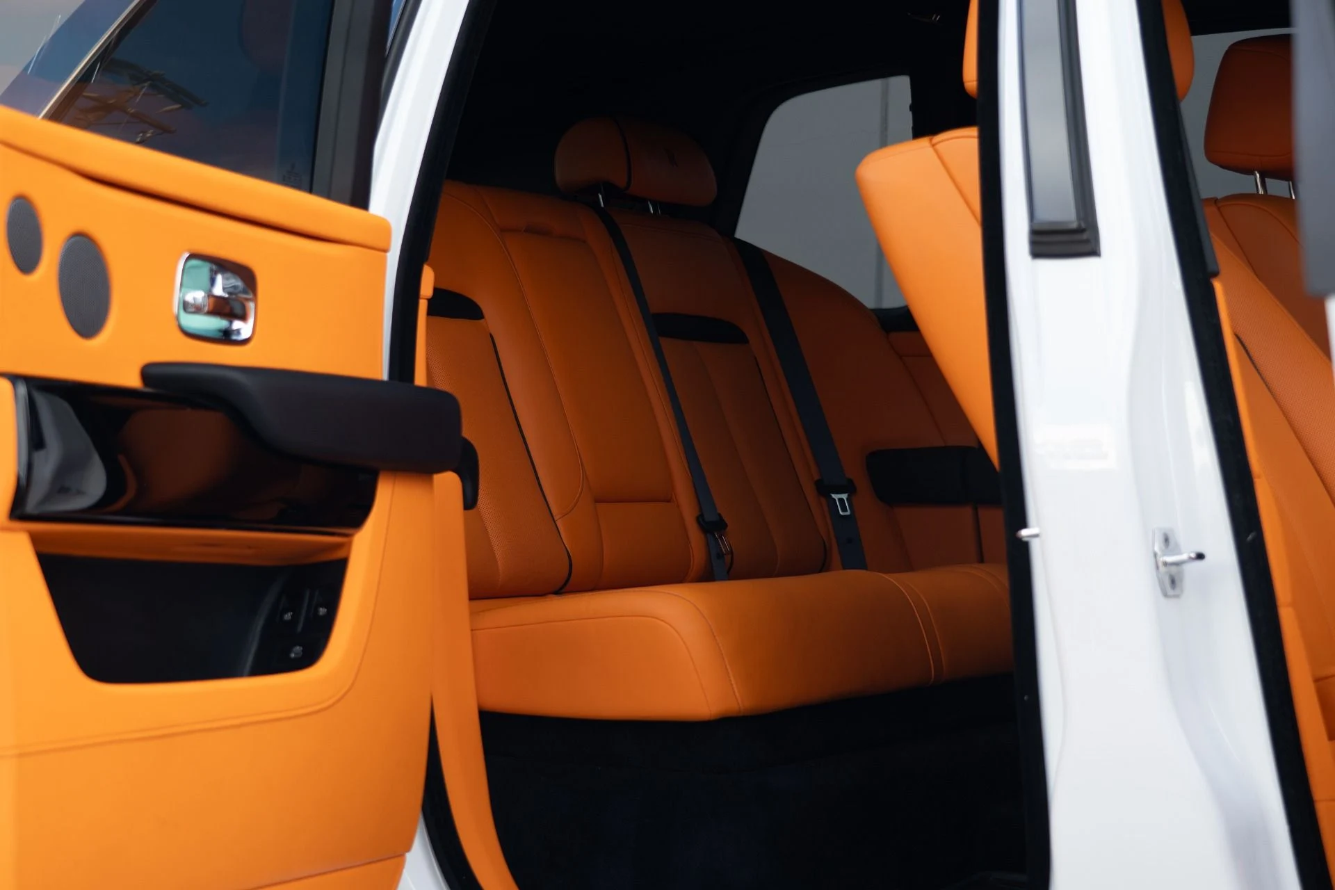 mph032_3283576749_Used_2022_Rolls_Royce_Cullinan_1758310349_5d9dbee79b
