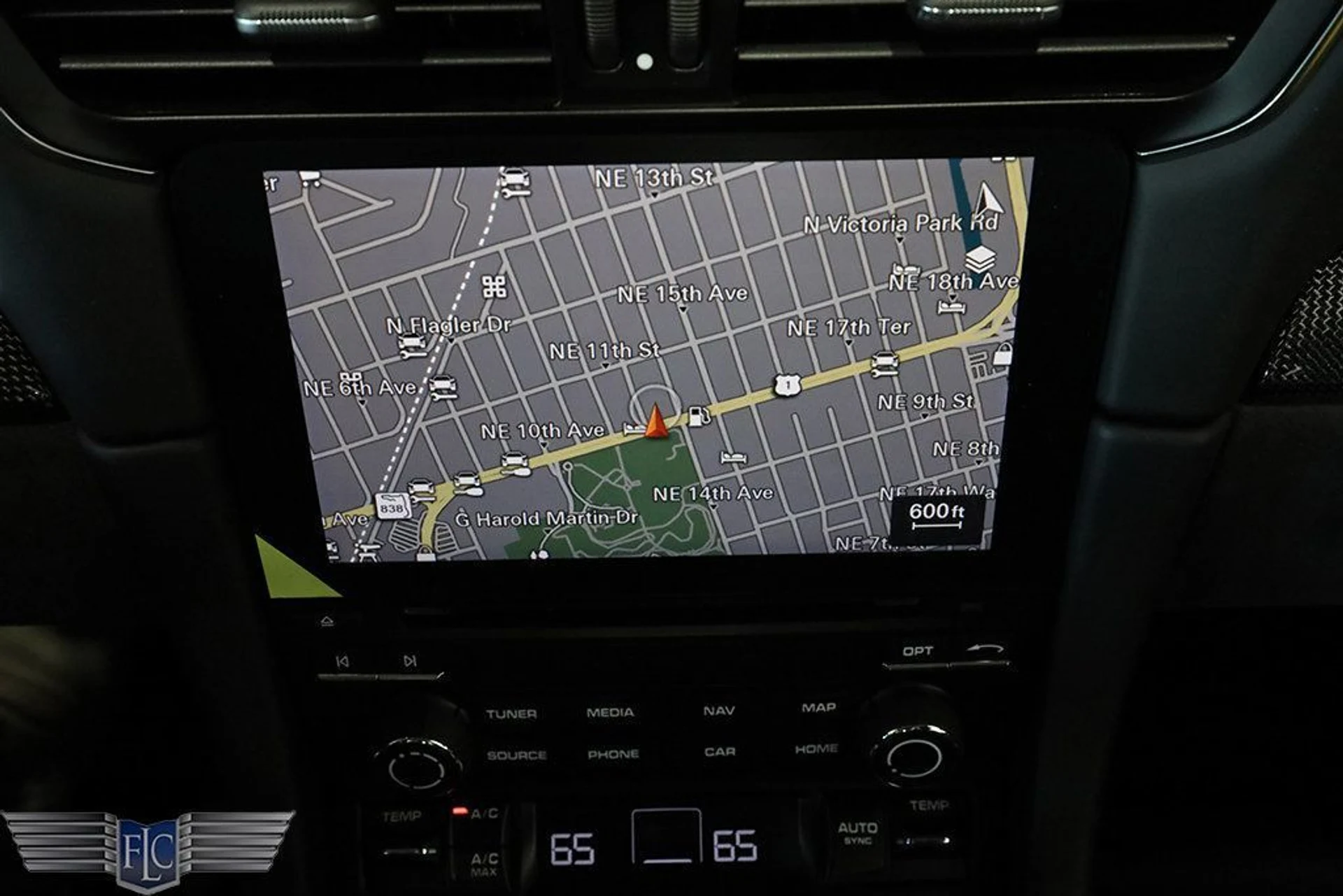 mph032_330150102_used_2018_porsche_911_gt2rsweissach_9689_22986338_33_1024_2a1b8755f3