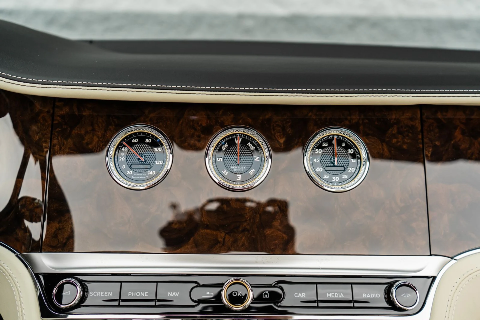 mph032_3305993275_23a93401_ee0e_4301_8da2_d4324f969e76_a16d3ee67b