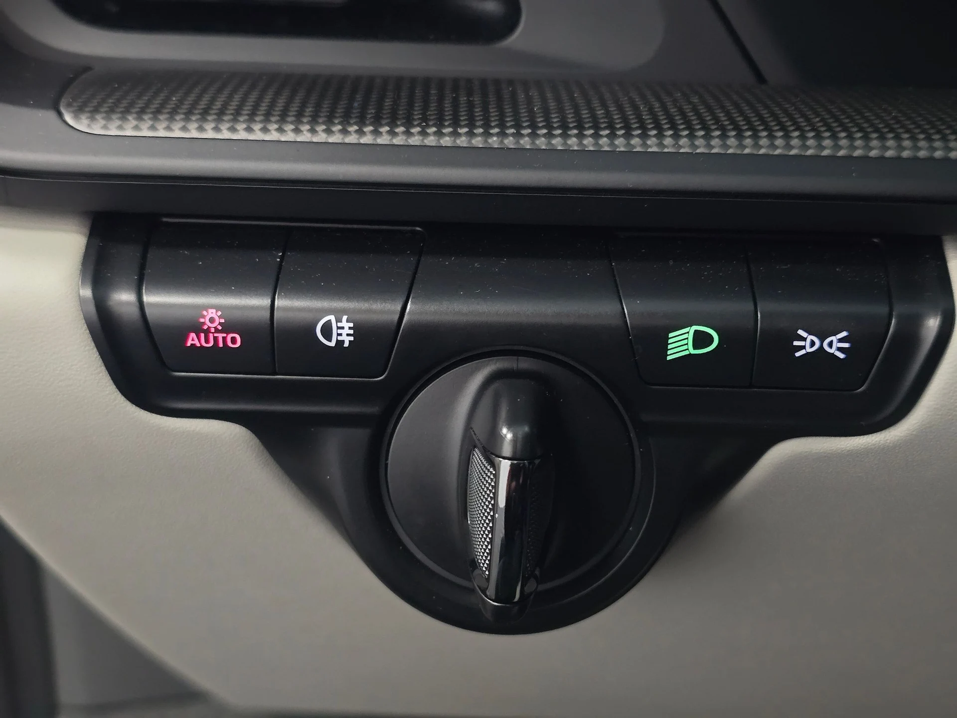 mph032_3312245437_3d07e78ecd1d5ad7b8020557480ffc08x_201c4dfc1a