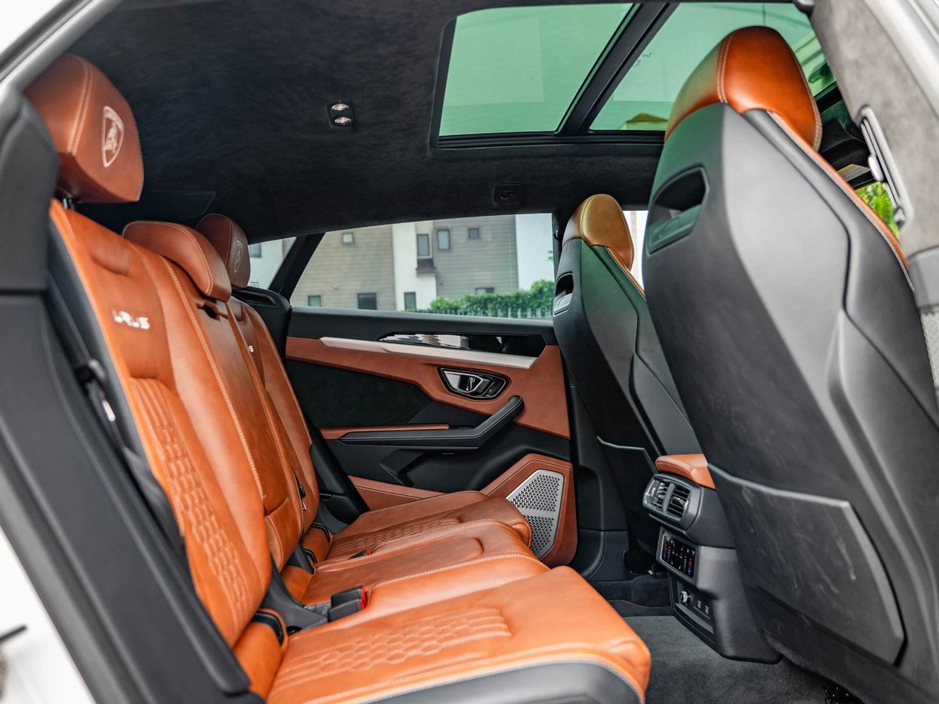 mph032_3321094765_958760c06679df7c8b4dac441f44cc6ax_65d8e69acd