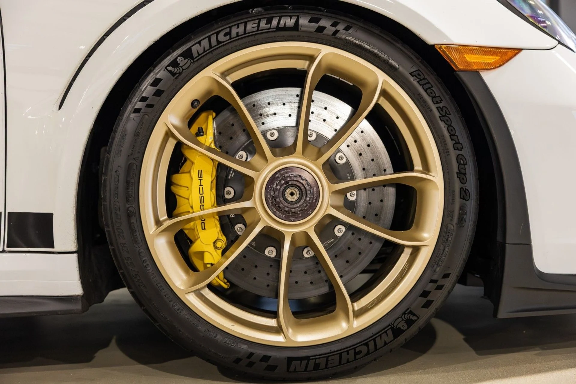 mph032_332378780_mw_0b4dbefee5